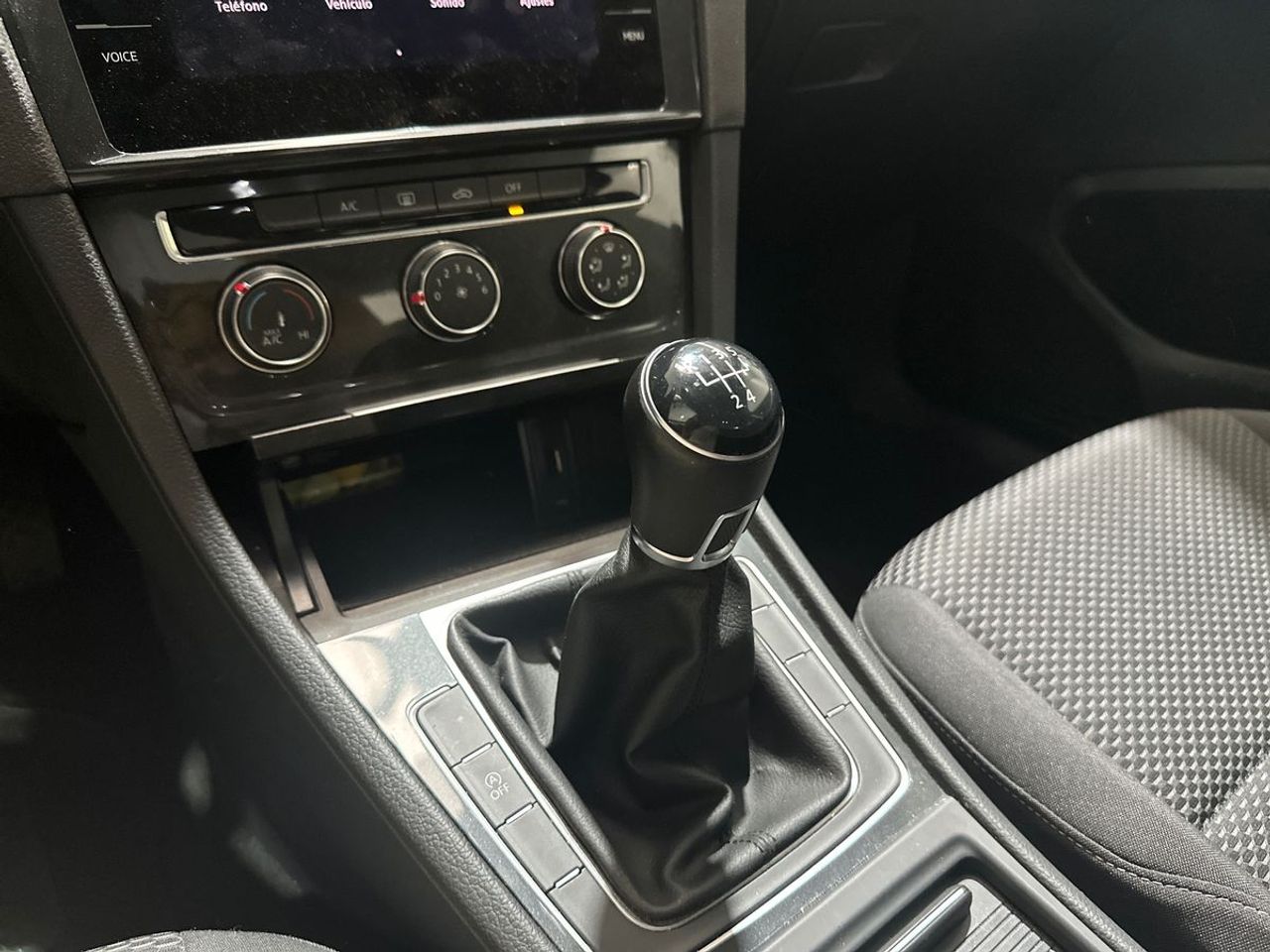Volkswagen Golf Advance 1.6 TDI 85kW (115CV) - Foto 13