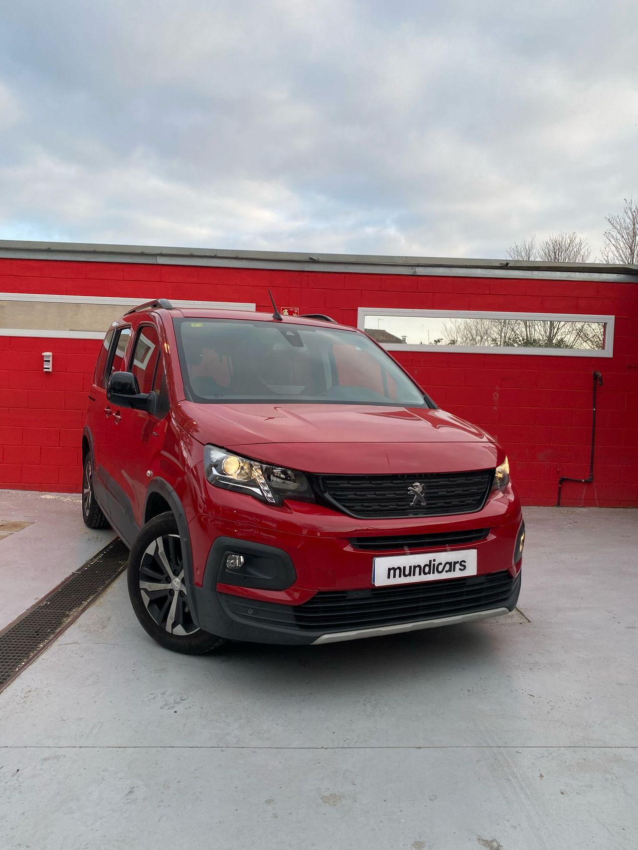 Peugeot Rifter GT Line Standard PureTech 81kW - Foto 4