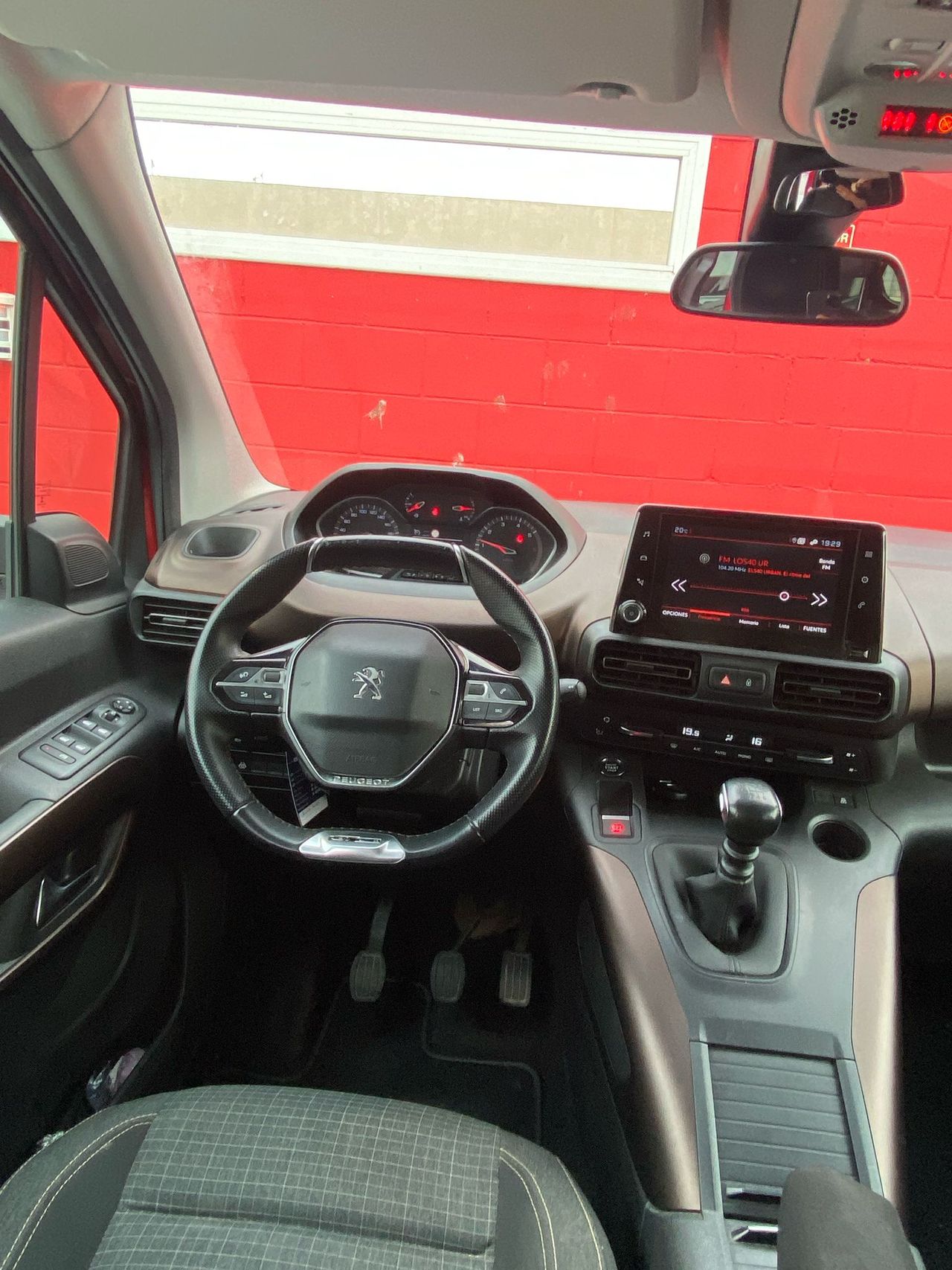 Peugeot Rifter GT Line Standard PureTech 81kW - Foto 14