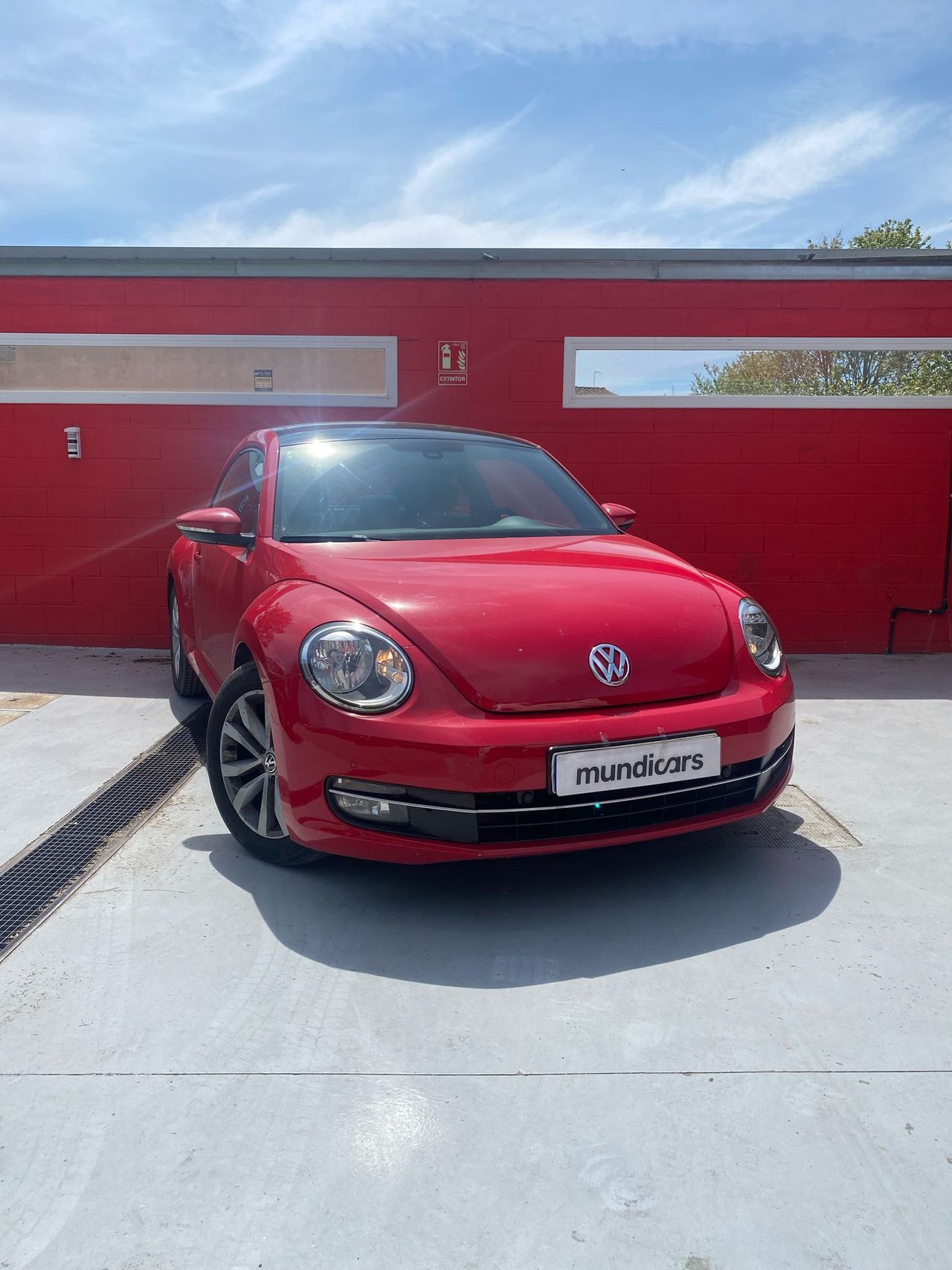 Volkswagen Beetle 1.6 TDI 105cv Design - Foto 4