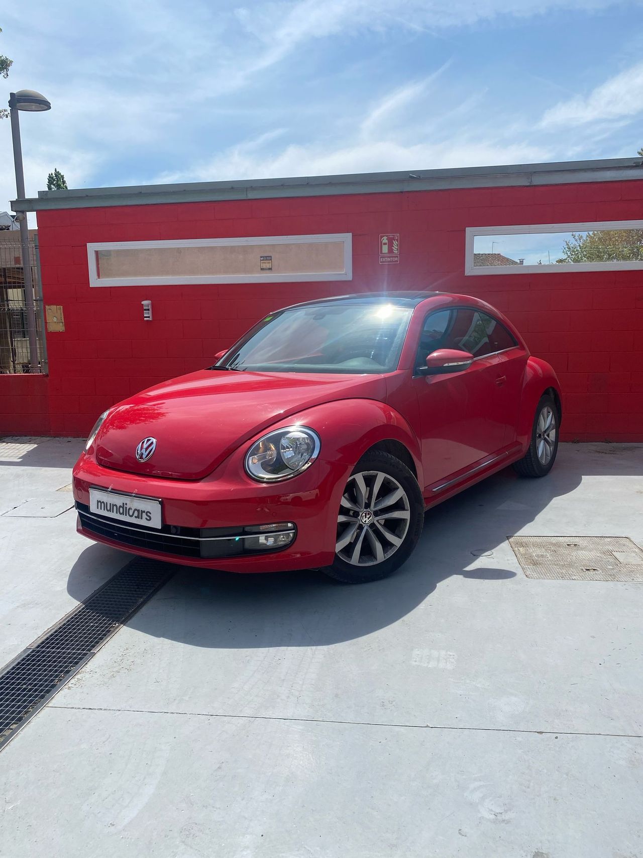 Volkswagen Beetle 1.6 TDI 105cv Design - Foto 6
