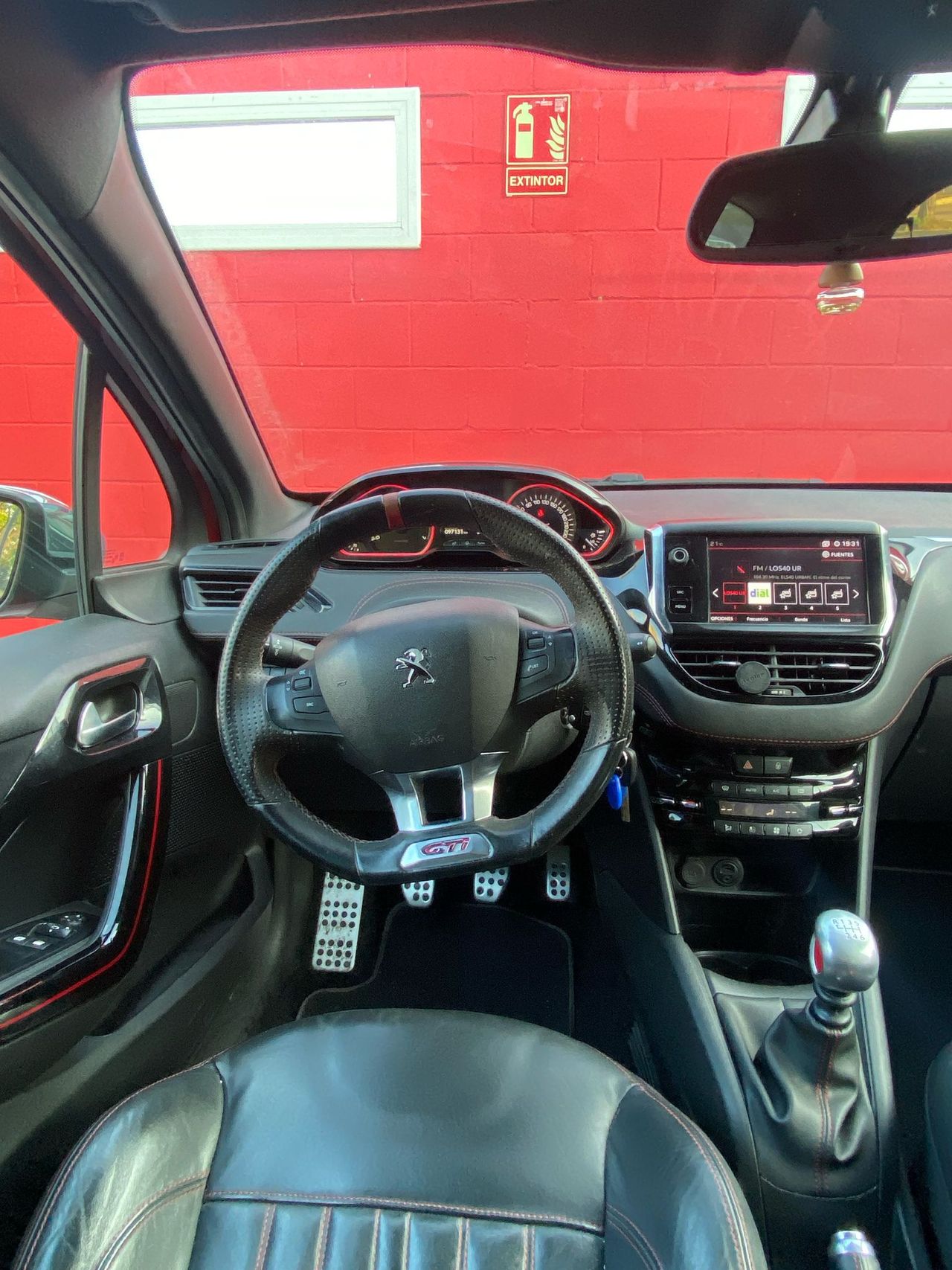 Peugeot 208 GTi by PEUGEOT SPORT - Foto 17