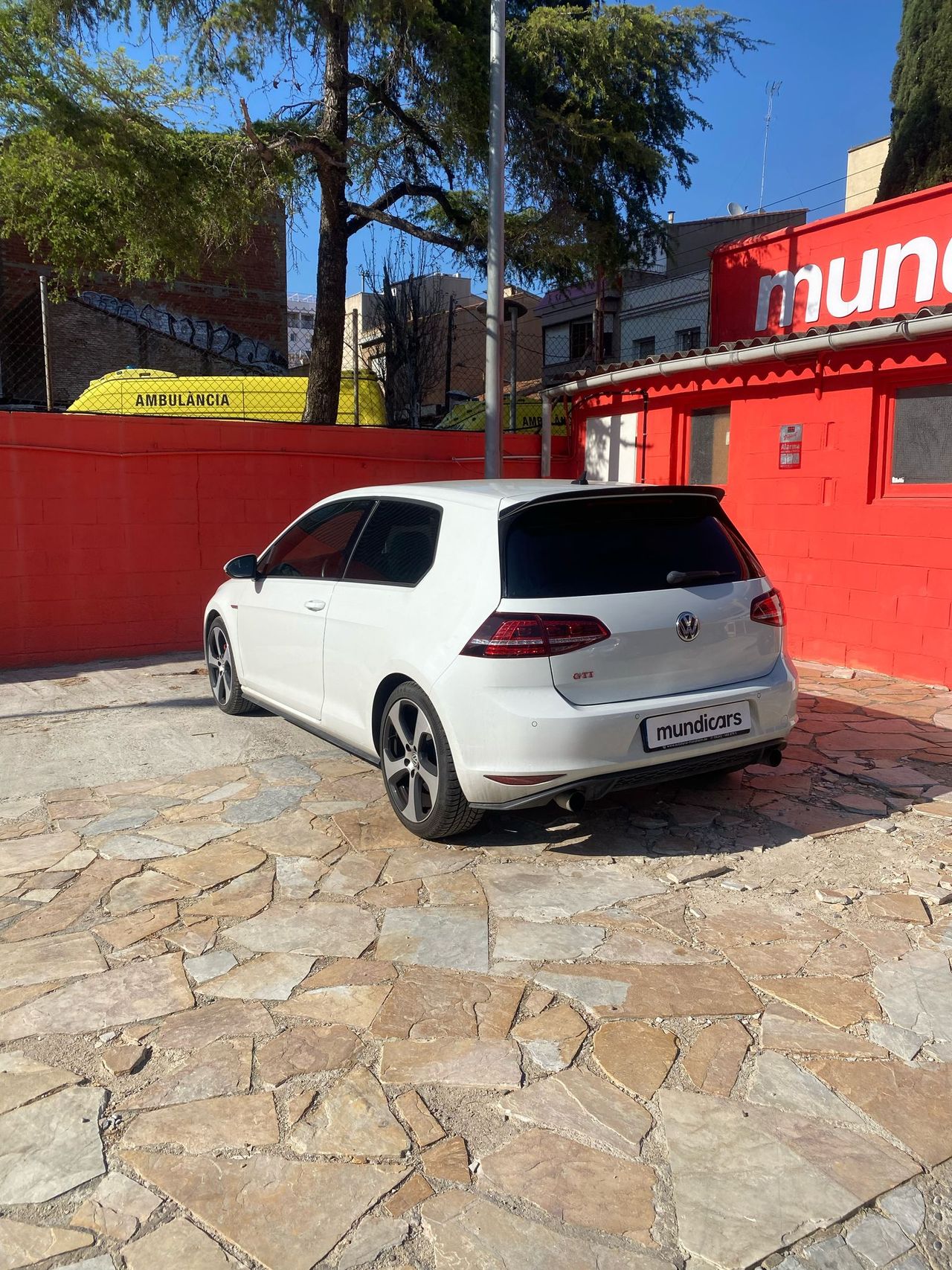 Volkswagen Golf GTI 2.0 TSI 220CV BMT - Foto 7