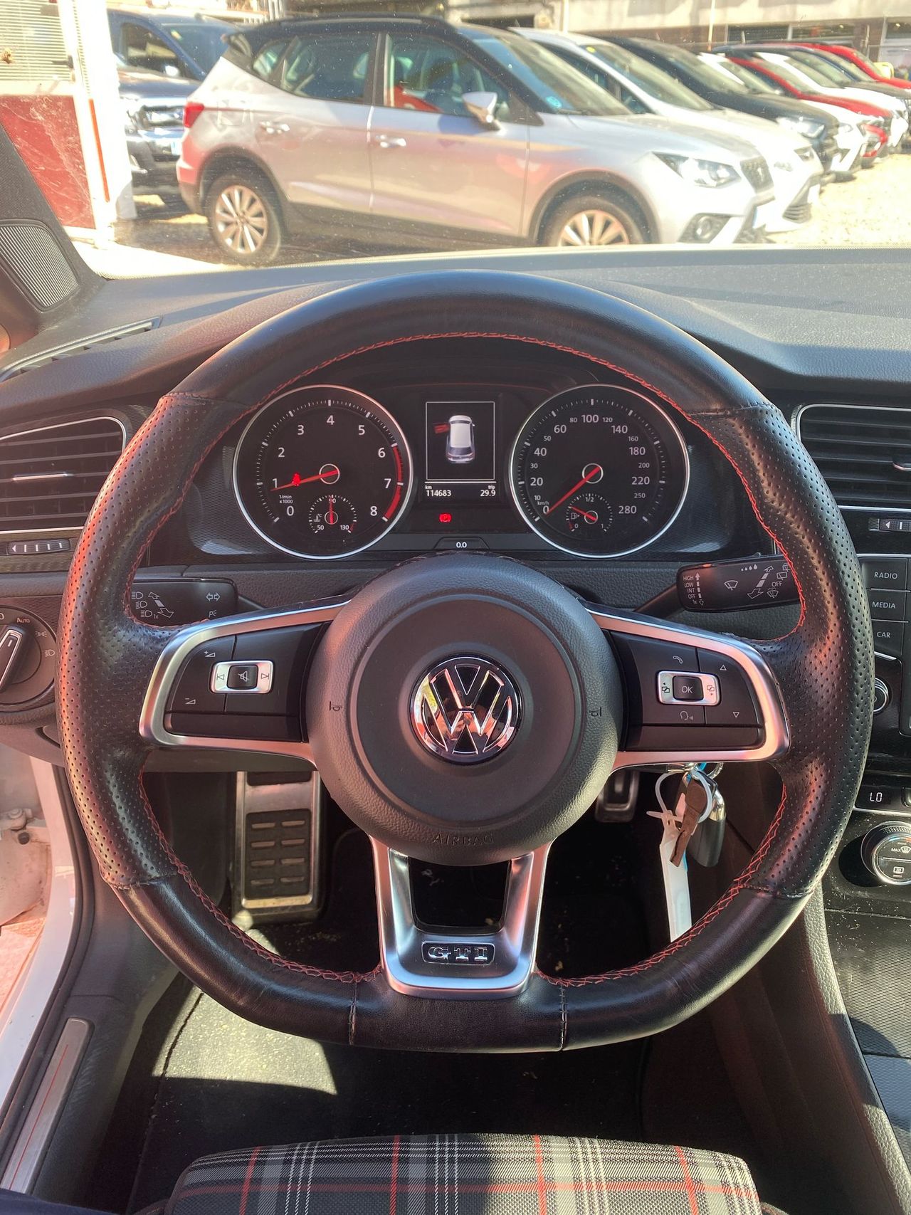 Volkswagen Golf GTI 2.0 TSI 220CV BMT - Foto 17