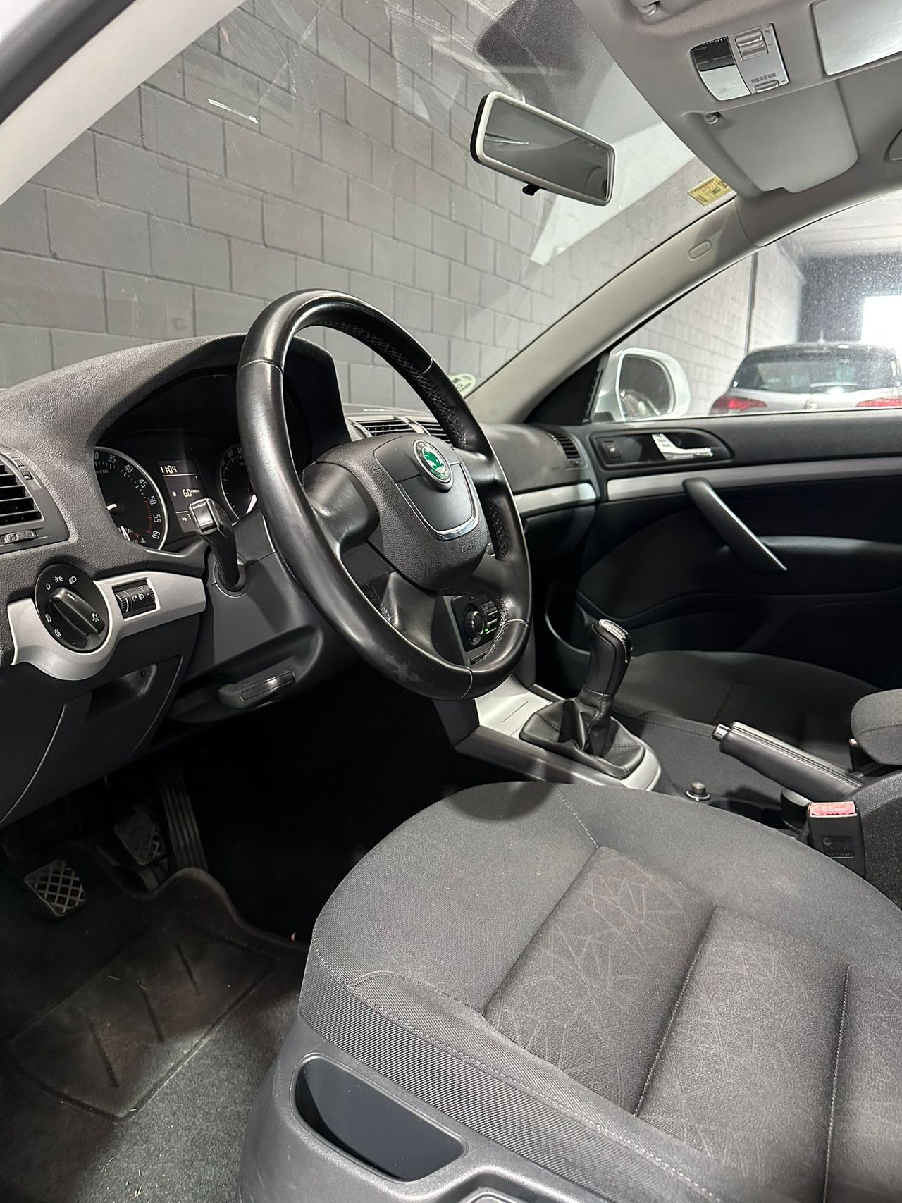 Skoda Octavia 1.6 TDI CR 105cv Ambition - Foto 13