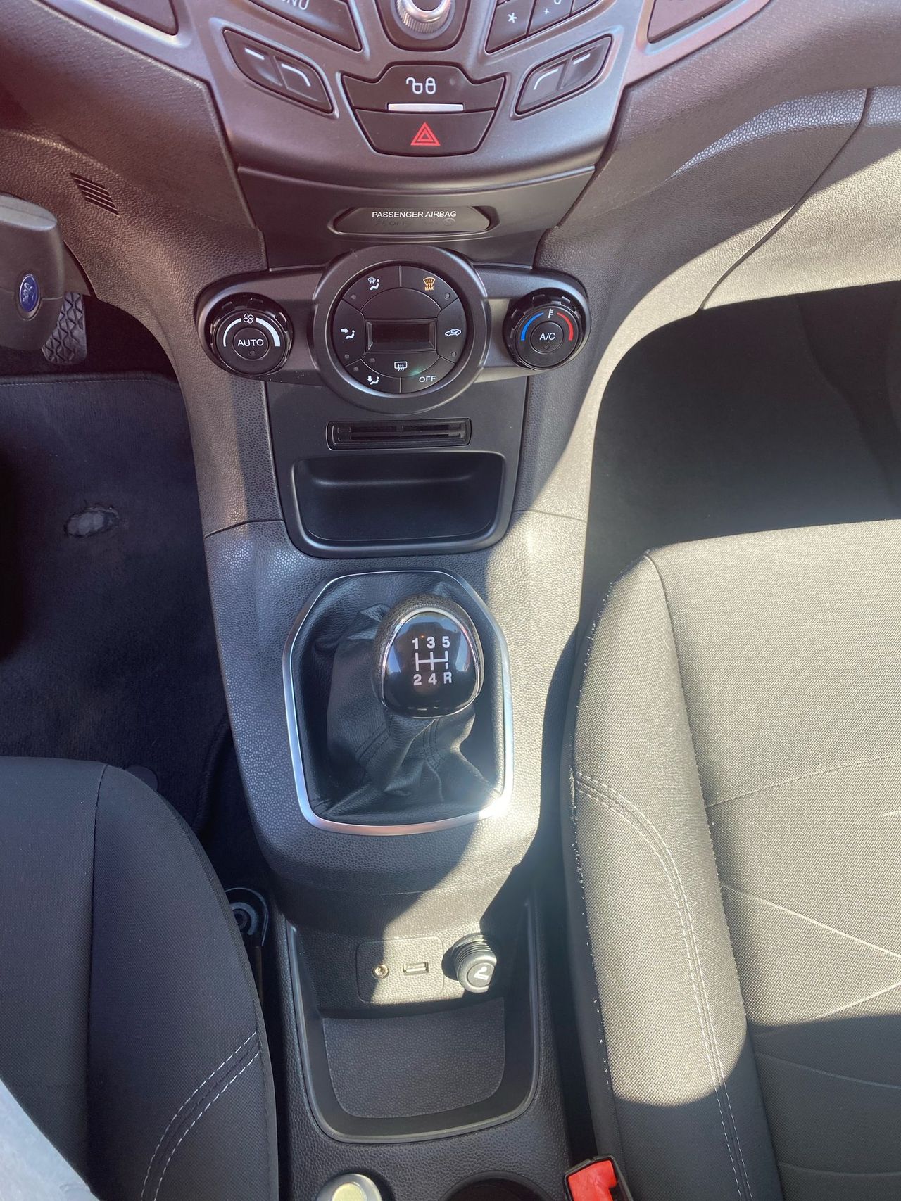 Ford Fiesta 1.0 EcoBoost 100cv Trend 5p - Foto 15