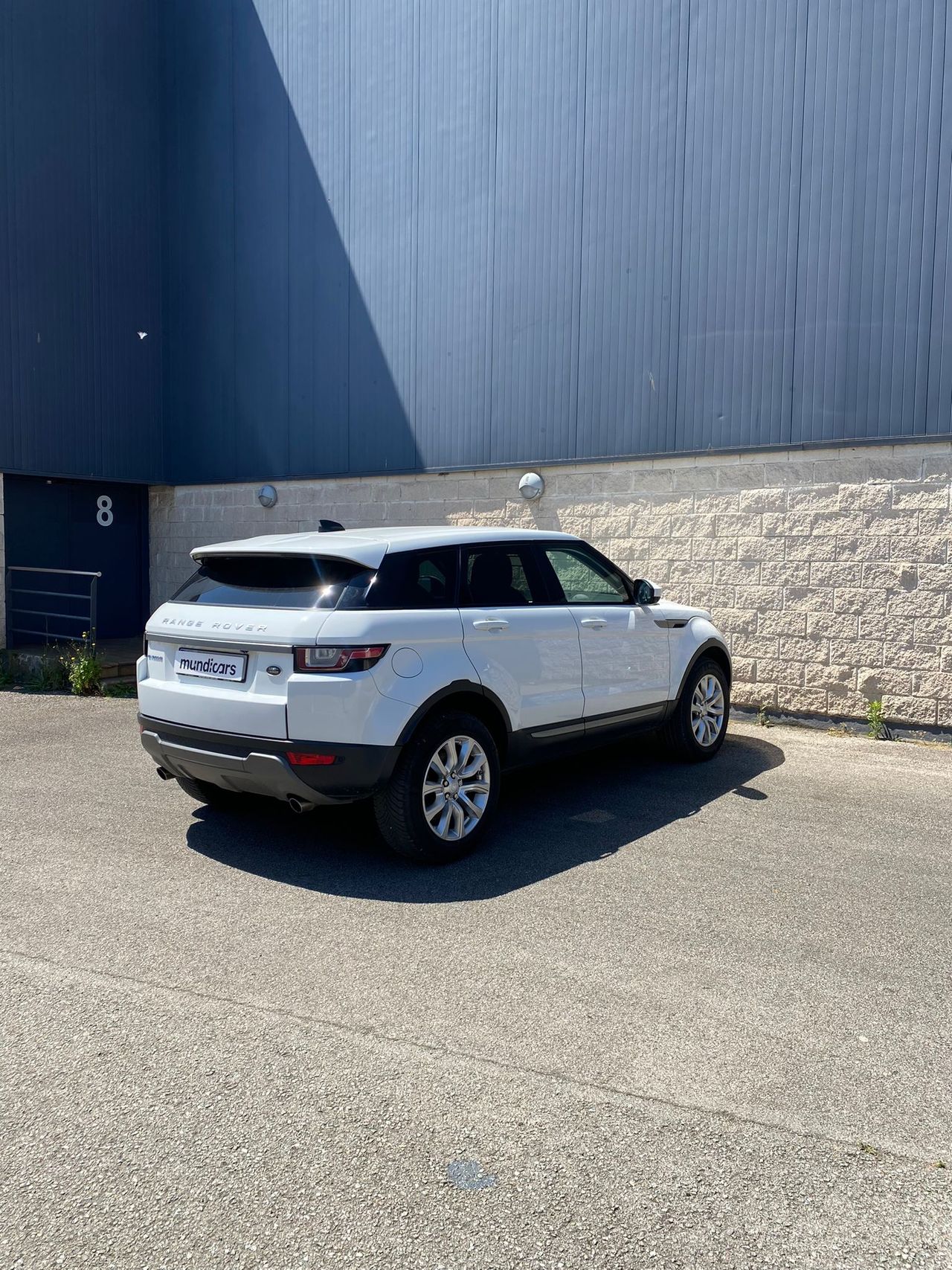 Land-Rover Range Rover Evoque 2.0L eD4 Diesel 110kW 4x2 SE Dynamic - Foto 7