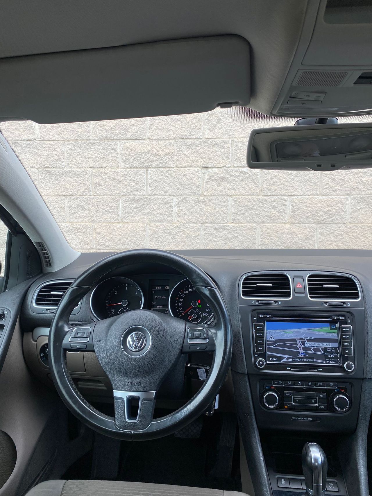 Volkswagen Golf 1.6 TDI 105 DSG Advance BMotion Tech - Foto 11