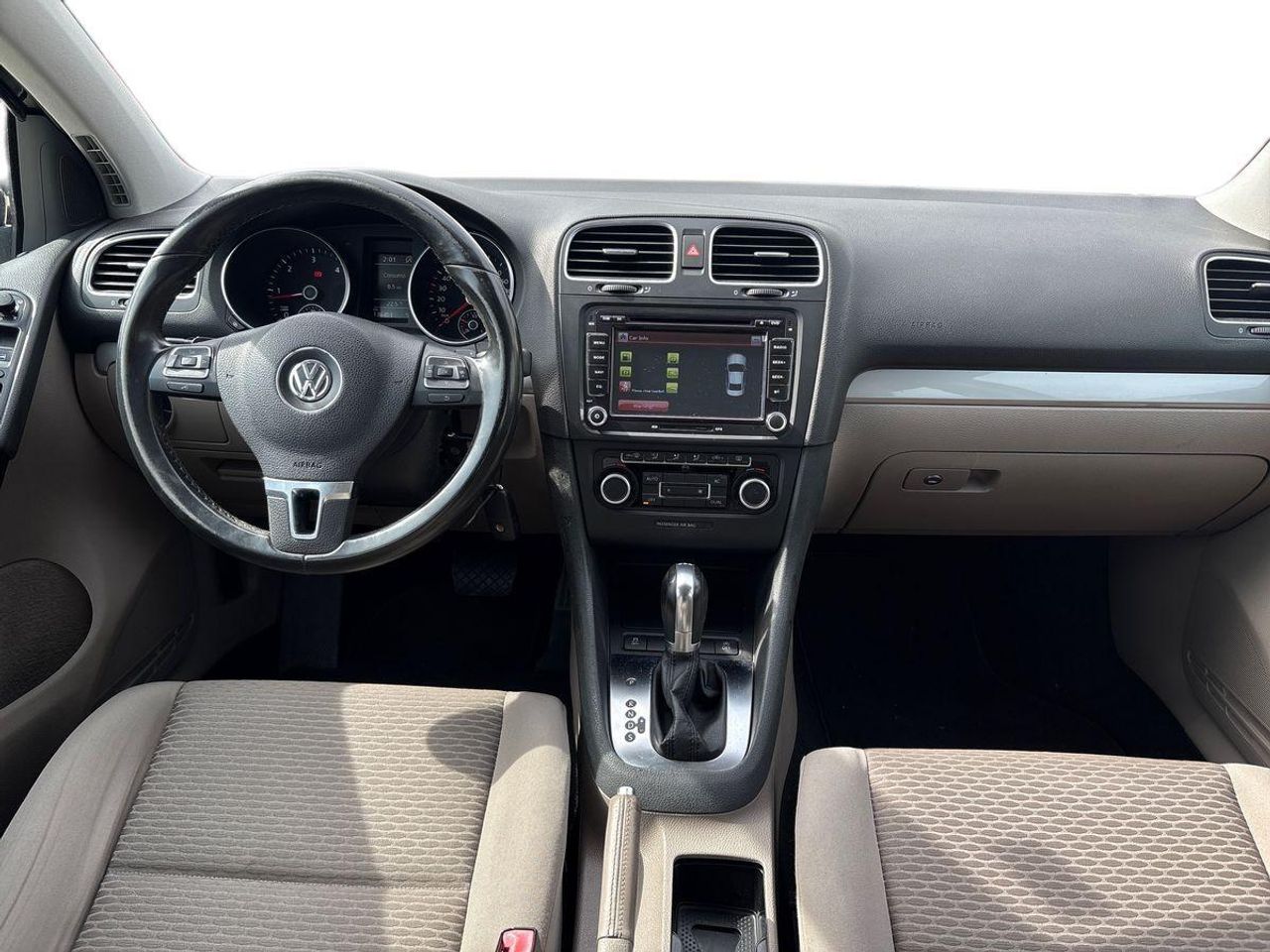 Volkswagen Golf 1.6 TDI 105 DSG Advance BMotion Tech - Foto 11