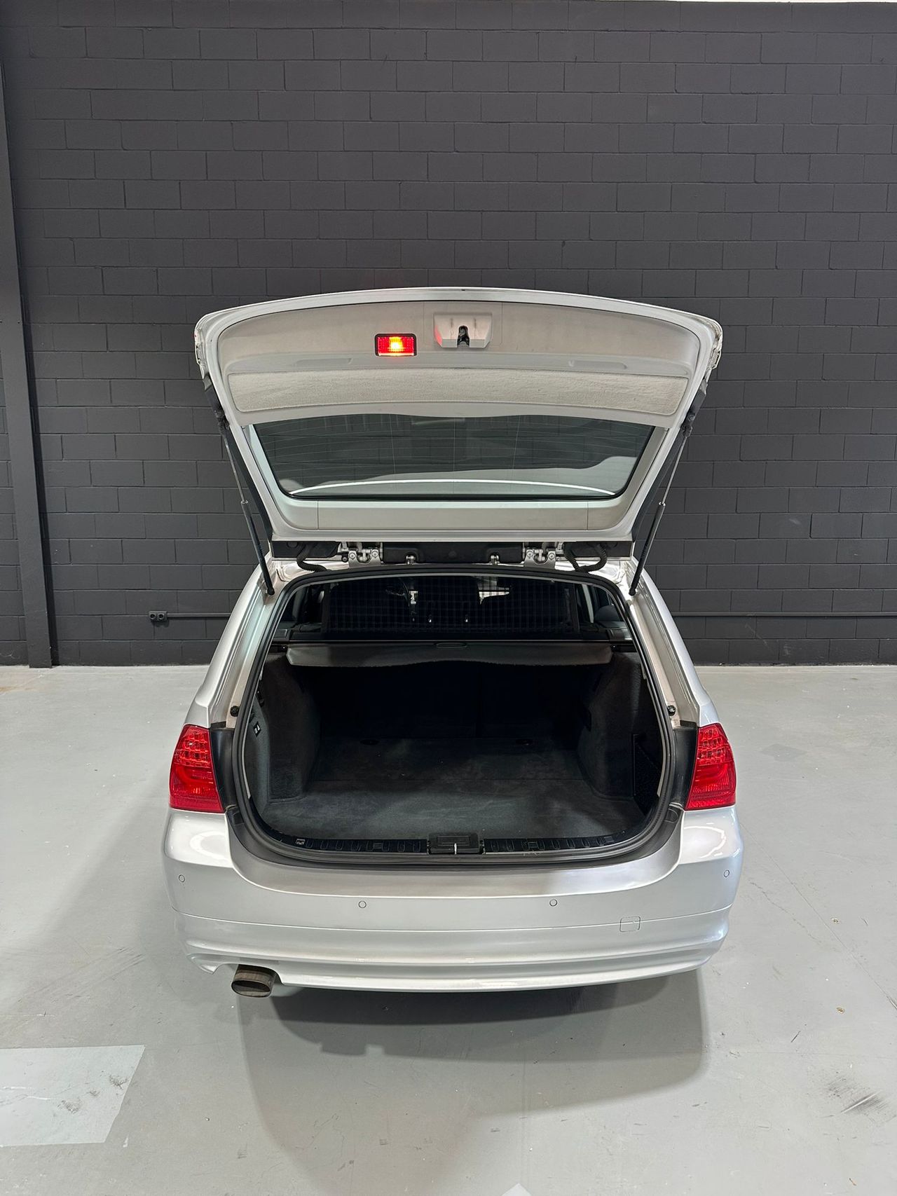 BMW Serie 3 318d Auto Touring - Foto 10