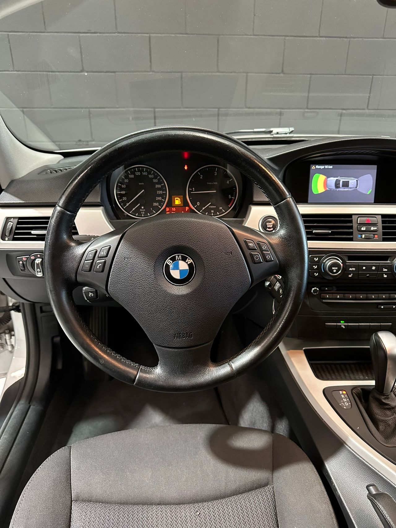 BMW Serie 3 318d Auto Touring - Foto 14