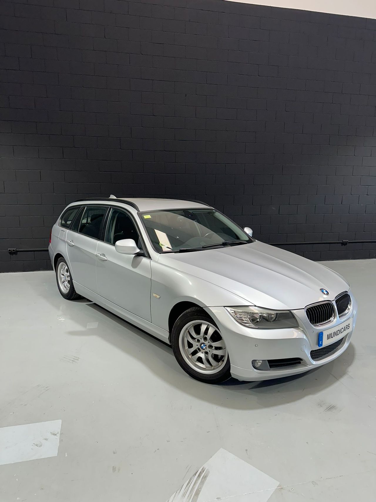 BMW Serie 3 318d Auto Touring - Foto 5