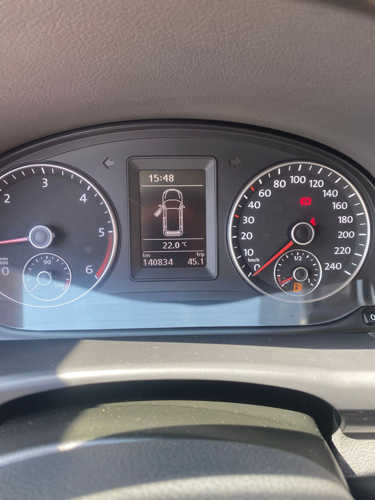 Volkswagen Touran 2.0 TDI 140cv Advance - Foto 21