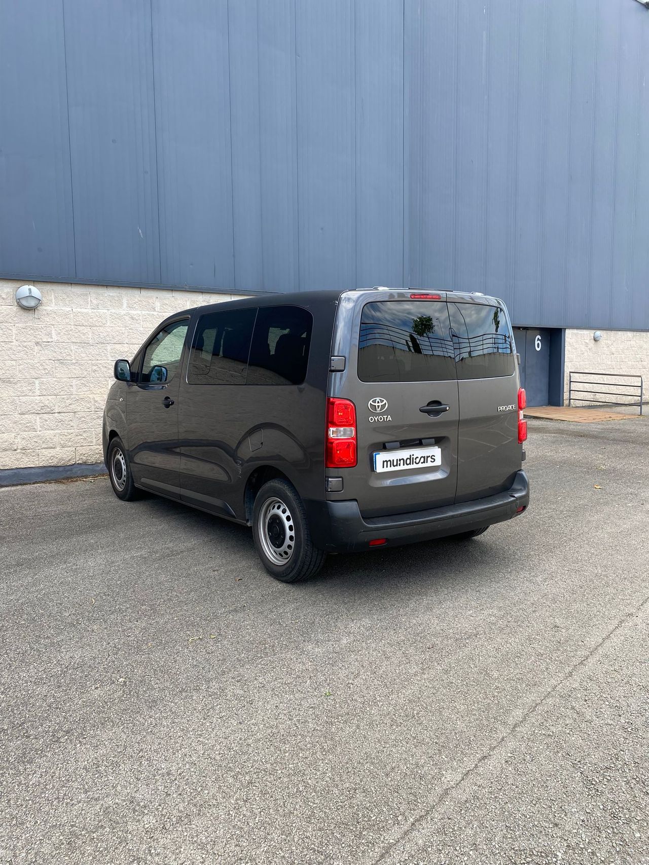 Toyota Proace Verso FAMILY COMPACT 1,6D 115 CV 5P MID - Foto 9