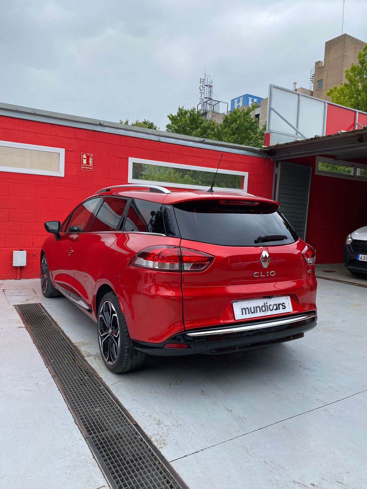Renault Clio Sport Tou. Zen Energy dCi 90 EDC - Foto 12