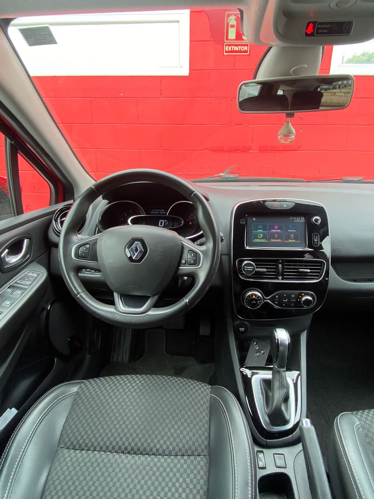 Renault Clio Sport Tou. Zen Energy dCi 90 EDC - Foto 14