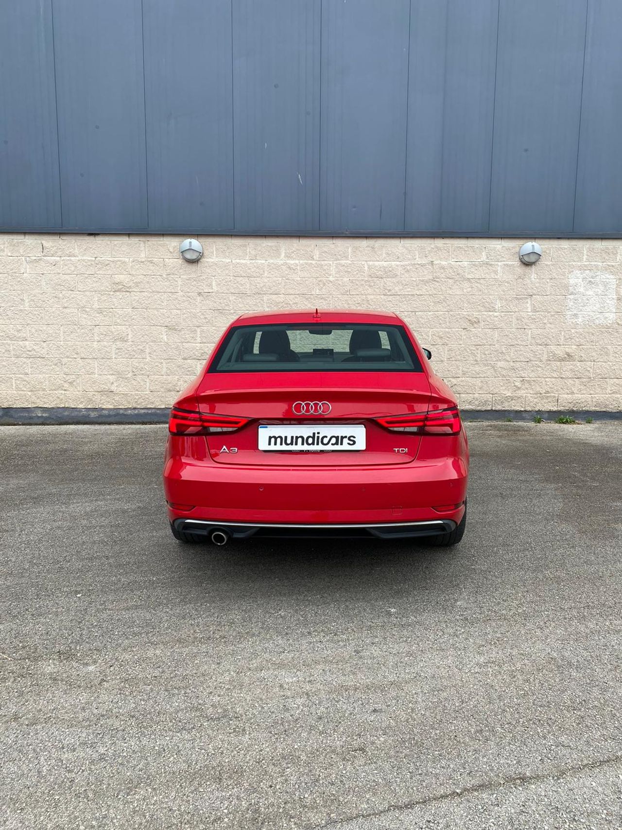 Audi A3 design edition 1.6 TDI 85kW(116CV) Sedan - Foto 8