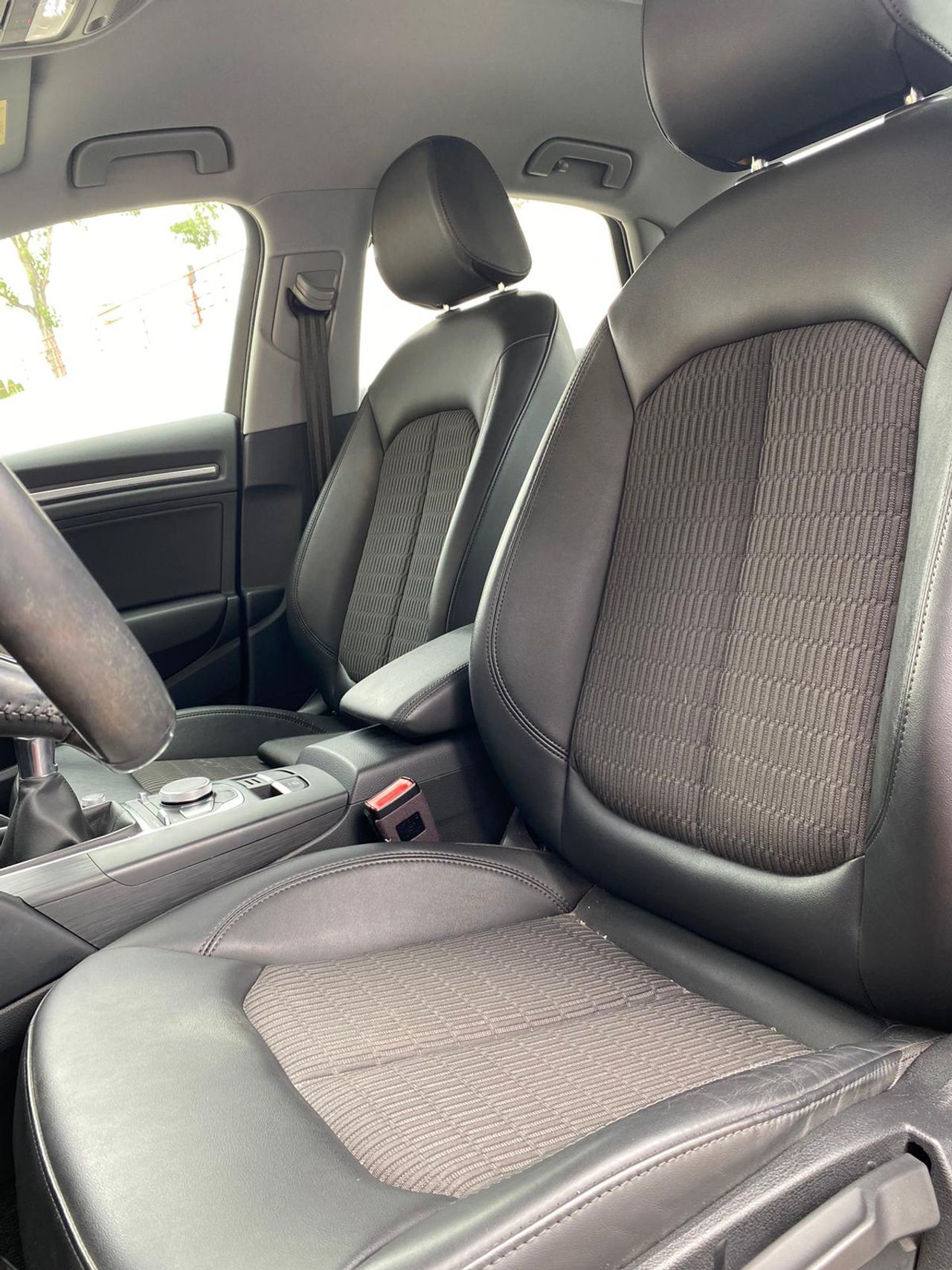 Audi A3 design edition 1.6 TDI 85kW(116CV) Sedan - Foto 13