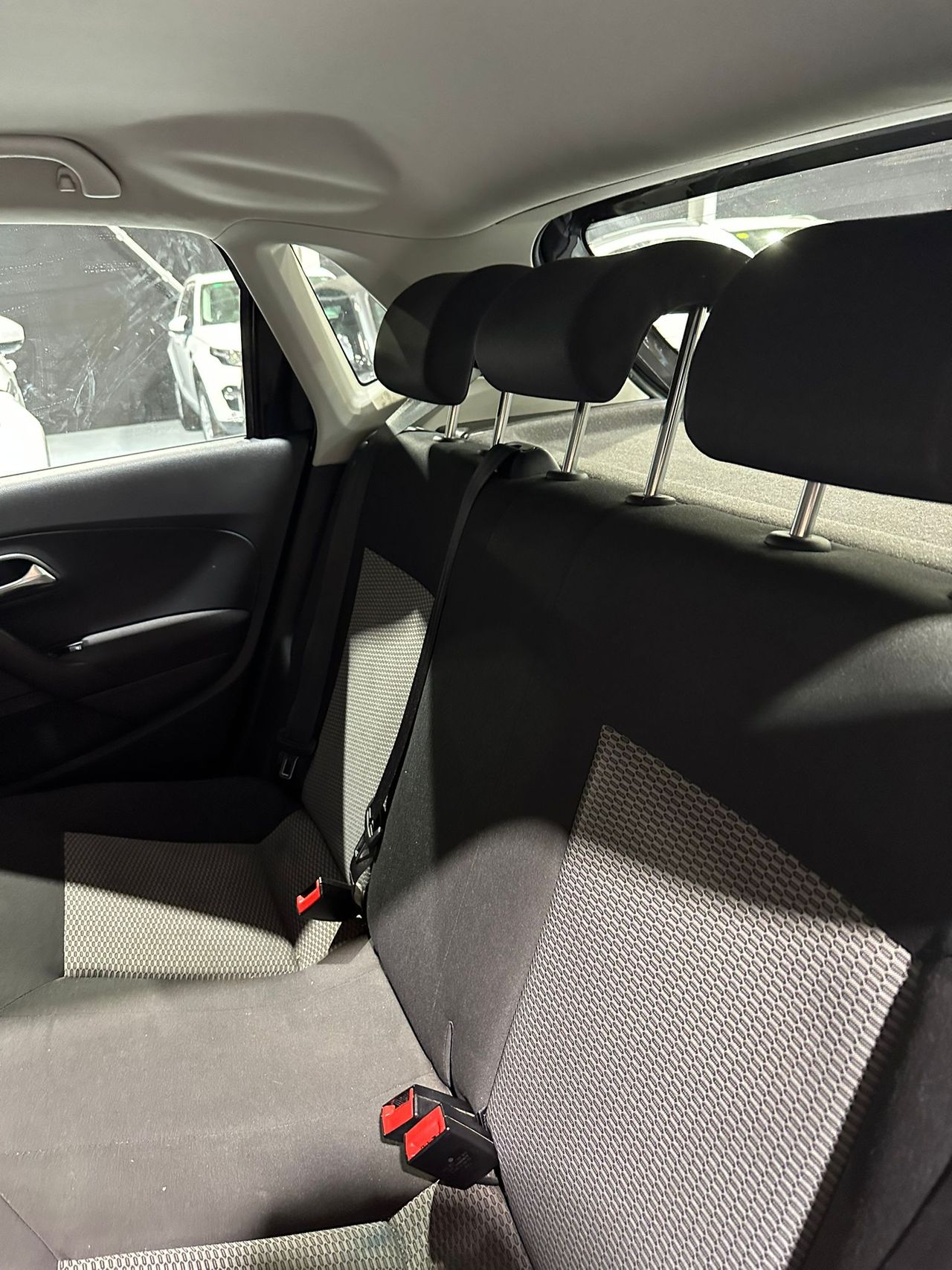 Volkswagen Polo 1.2 70cv Advance - Foto 15