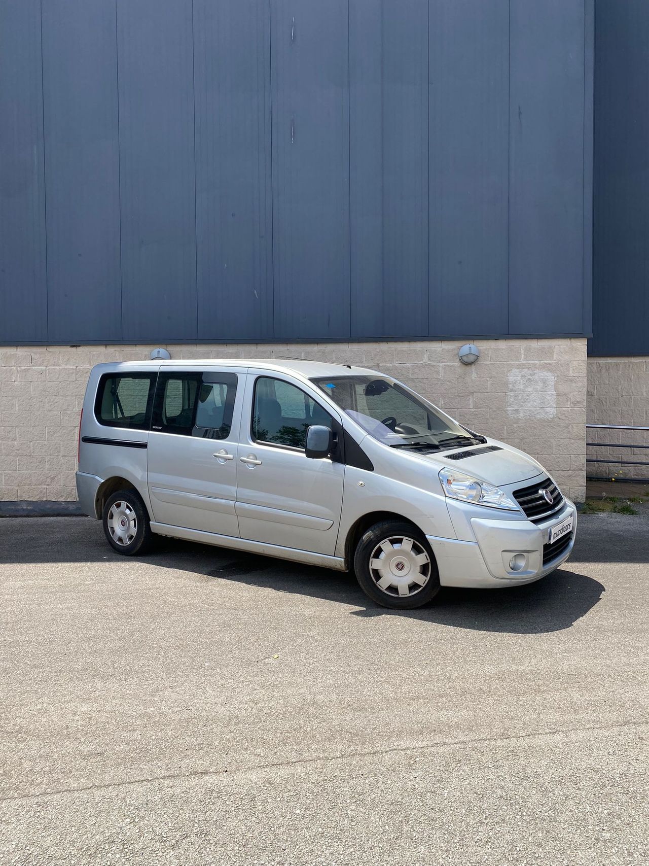 Fiat Scudo 2.0 JTDM Panorama Executive L1H1 130 Multijet  - Foto 3