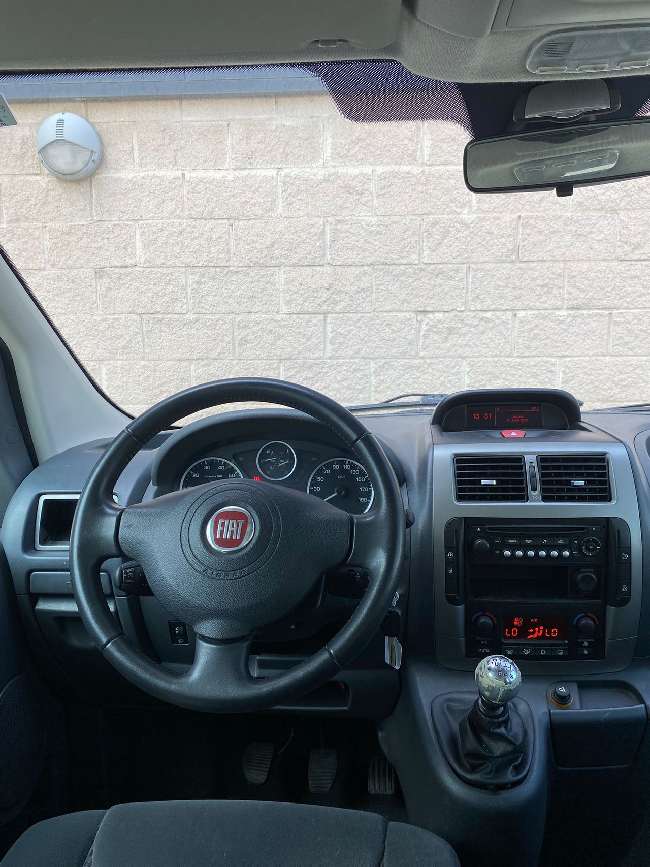 Fiat Scudo 2.0 JTDM Panorama Executive L1H1 130 Multijet  - Foto 11