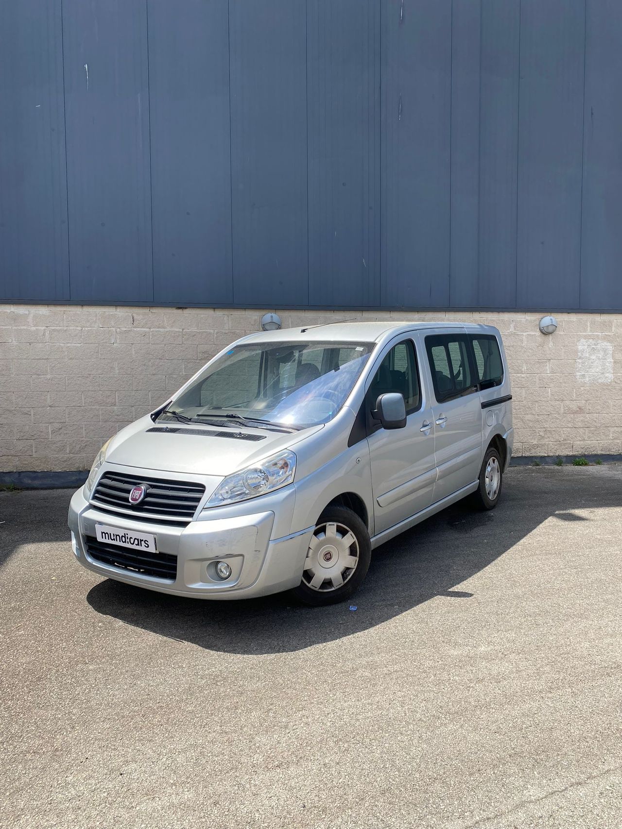 Fiat Scudo 2.0 JTDM Panorama Executive L1H1 130 Multijet  - Foto 5