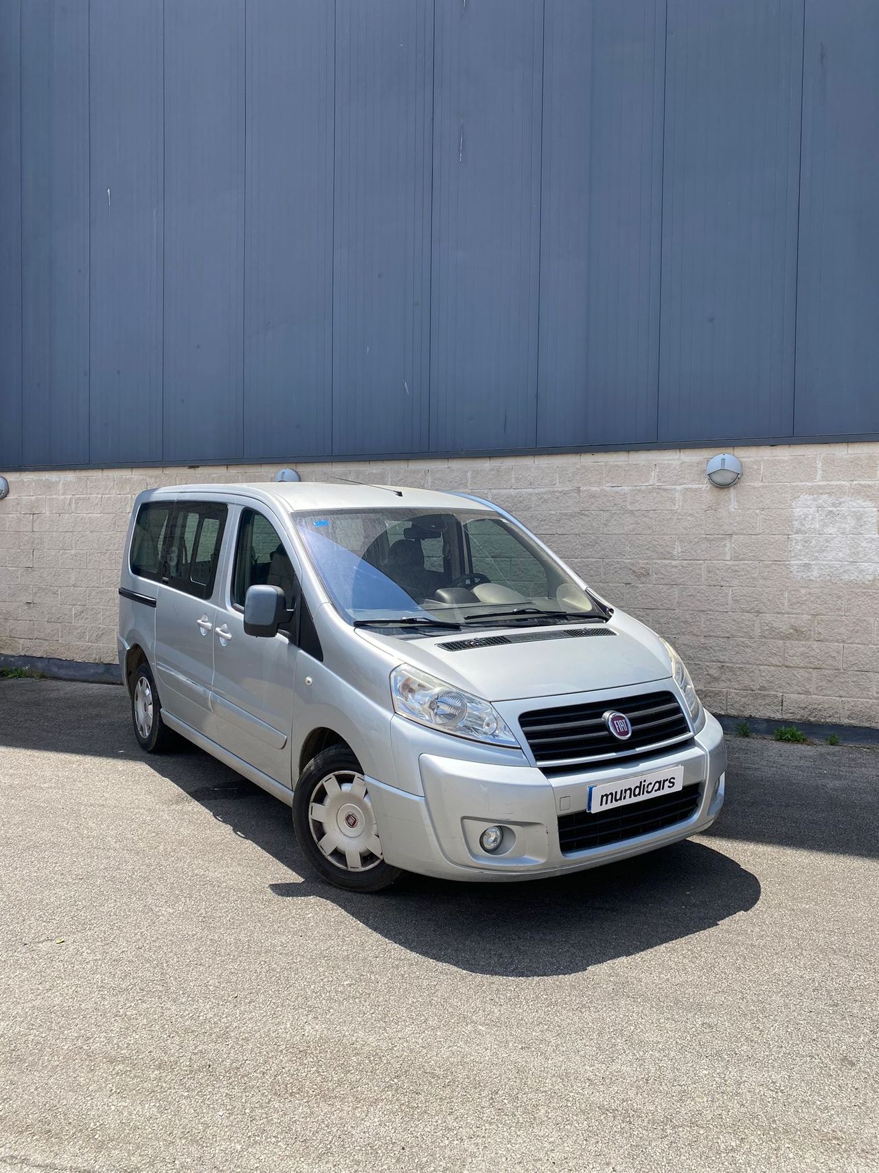 Fiat Scudo 2.0 JTDM Panorama Executive L1H1 130 Multijet  - Foto 4