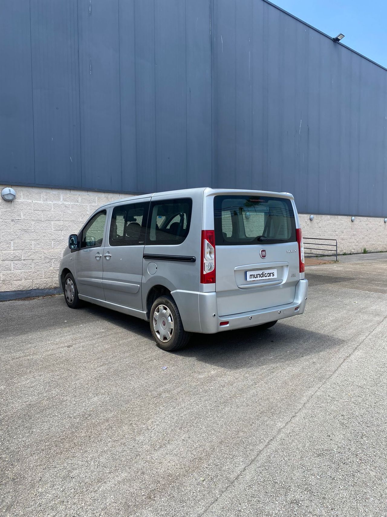 Fiat Scudo 2.0 JTDM Panorama Executive L1H1 130 Multijet  - Foto 8