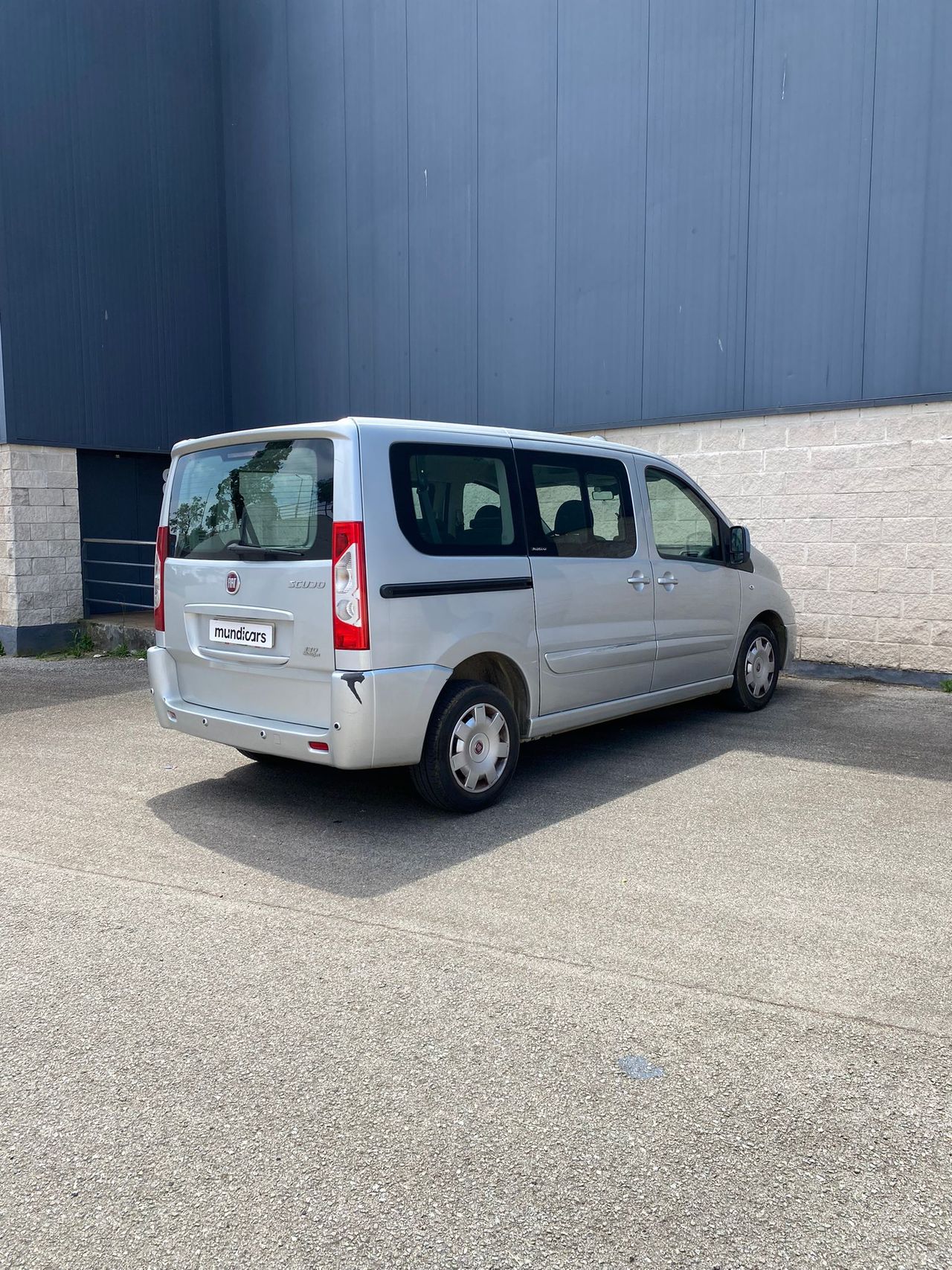 Fiat Scudo 2.0 JTDM Panorama Executive L1H1 130 Multijet  - Foto 9