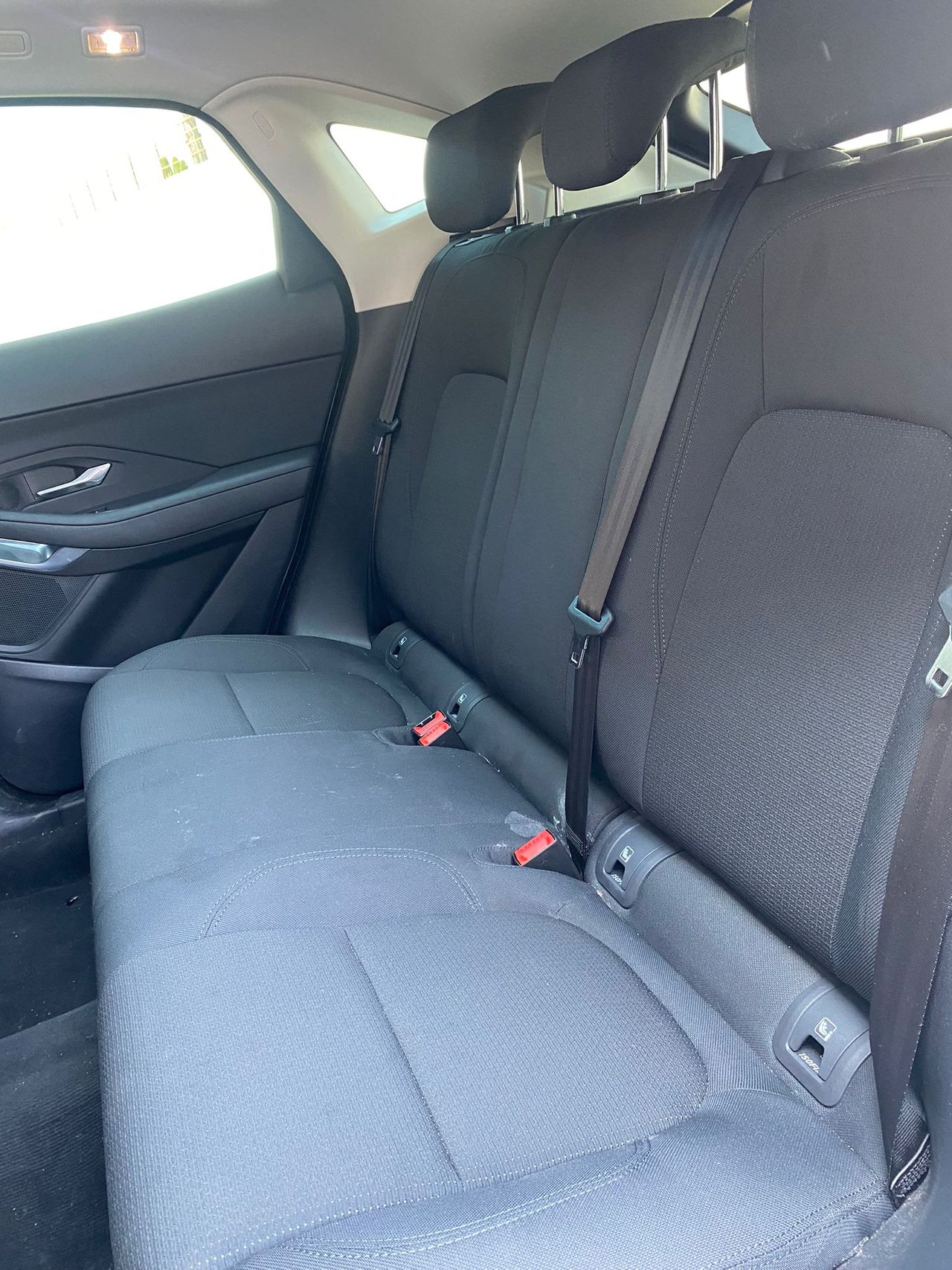 Jaguar E-Pace 2.0D 110kW R-Dynamic SE 4WD Auto - Foto 13