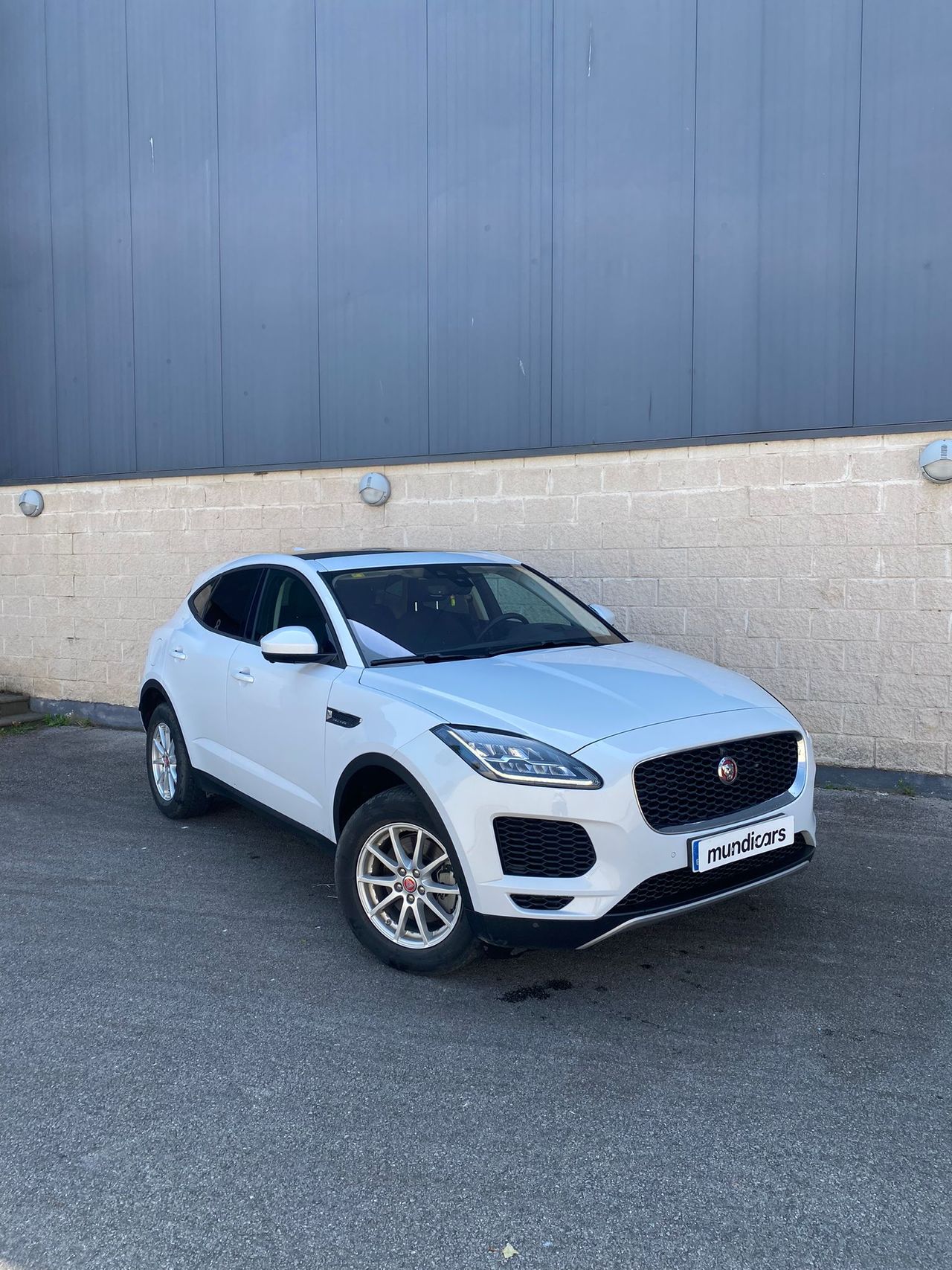Jaguar E-Pace 2.0D 110kW R-Dynamic SE 4WD Auto - Foto 3