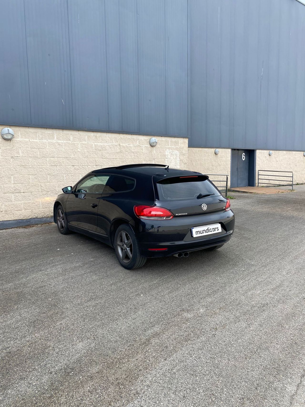Volkswagen Scirocco 1.4 TSI 122cv - Foto 6