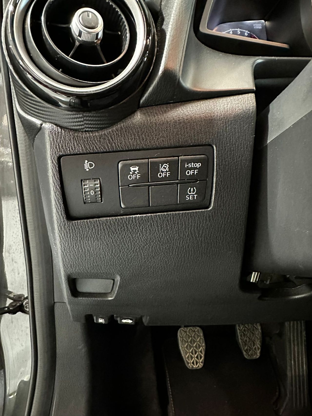 Mazda 2 1.5 GE 66kW (90CV) Black Tech Edition - Foto 17