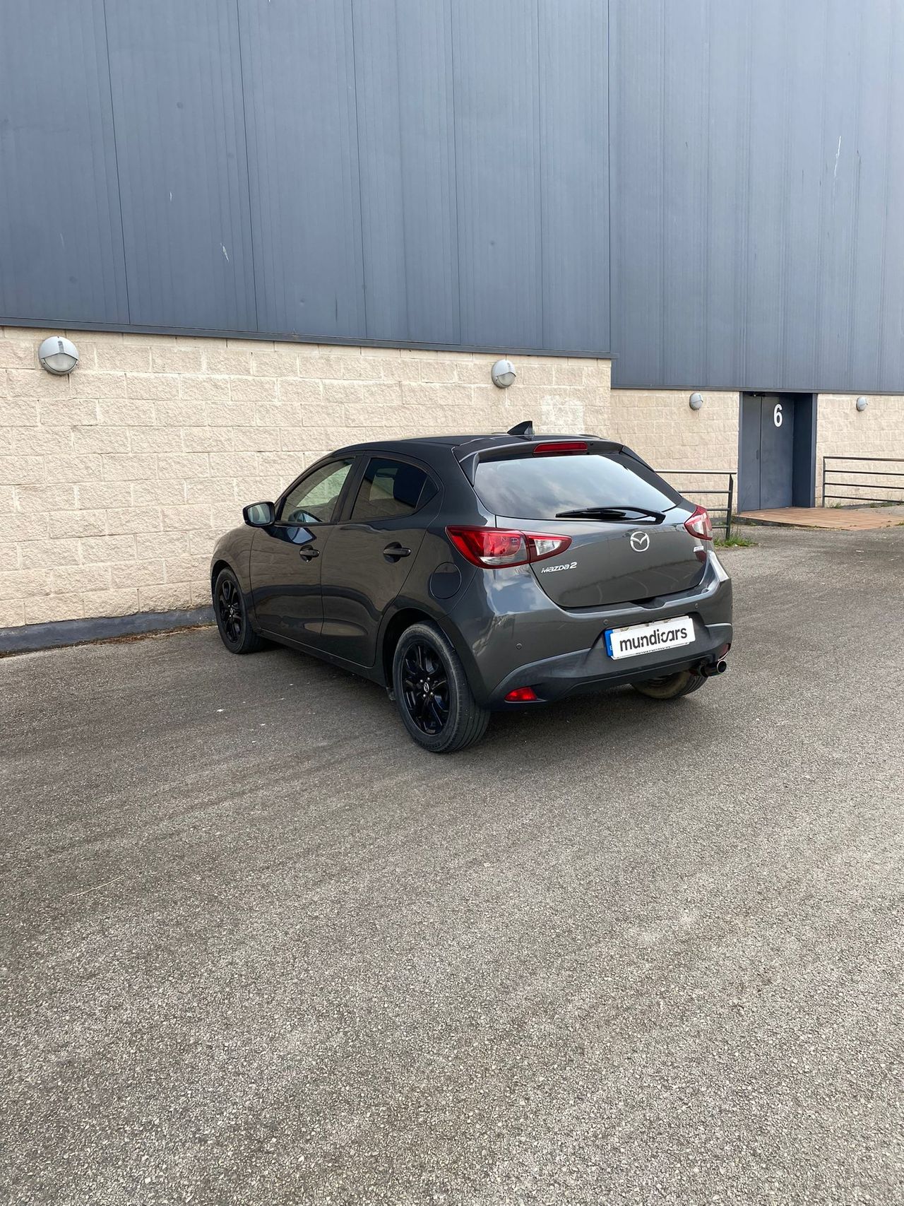 Mazda 2 1.5 GE 66kW (90CV) Black Tech Edition - Foto 9