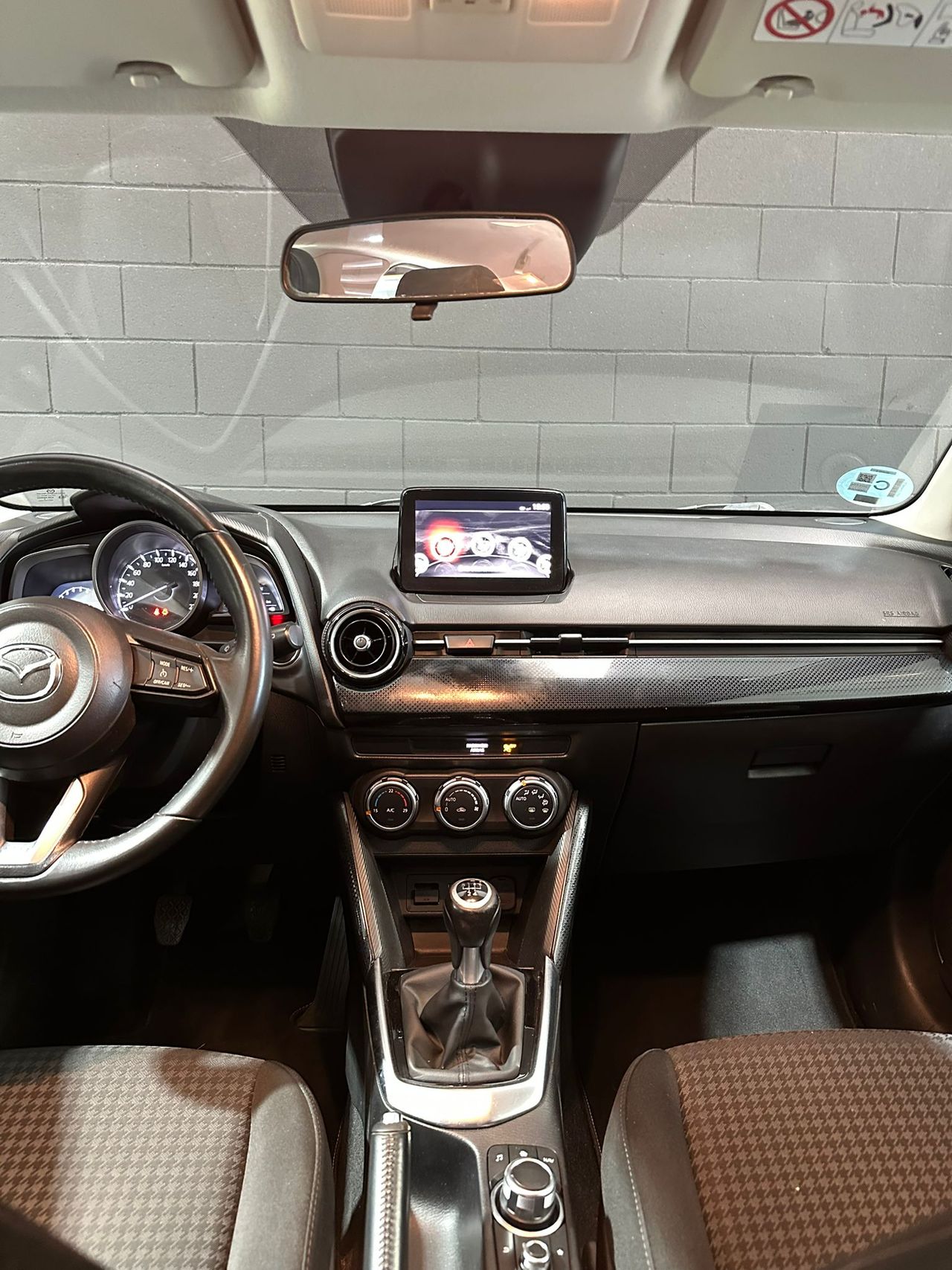 Mazda 2 1.5 GE 66kW (90CV) Black Tech Edition - Foto 11