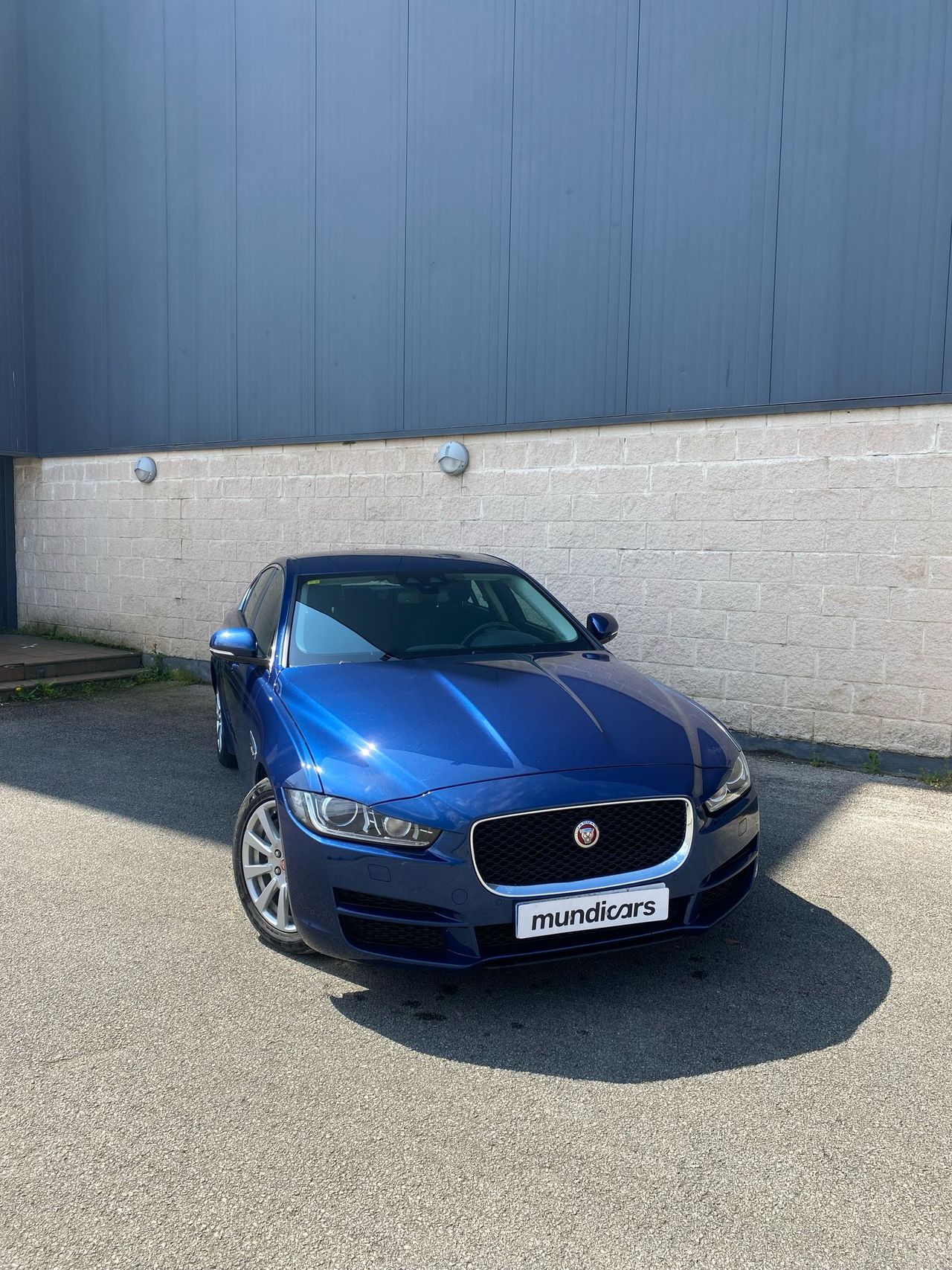 Jaguar XF 2.0D 180PS Portfolio - Foto 3
