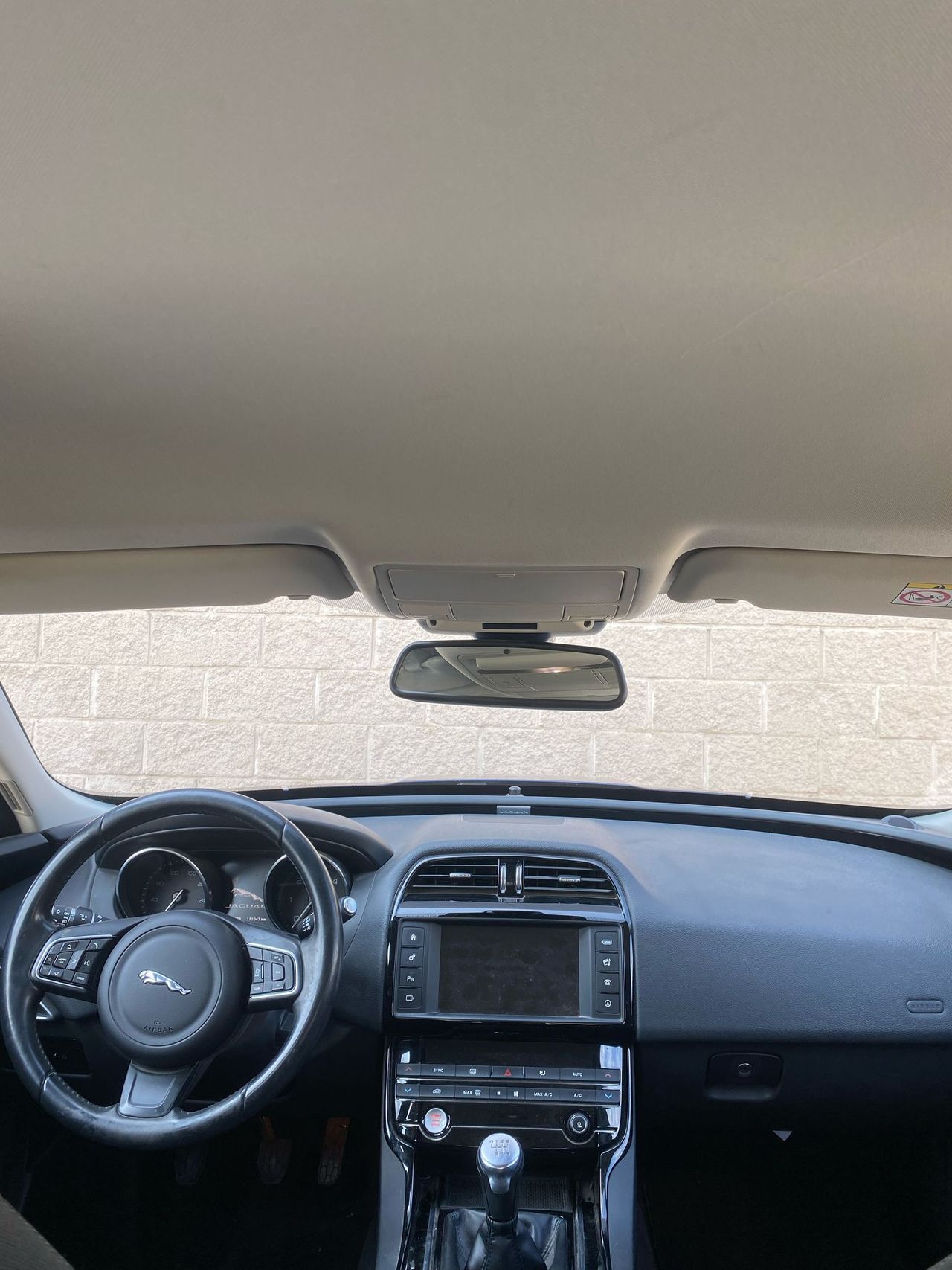 Jaguar XF 2.0D 180PS Portfolio - Foto 10