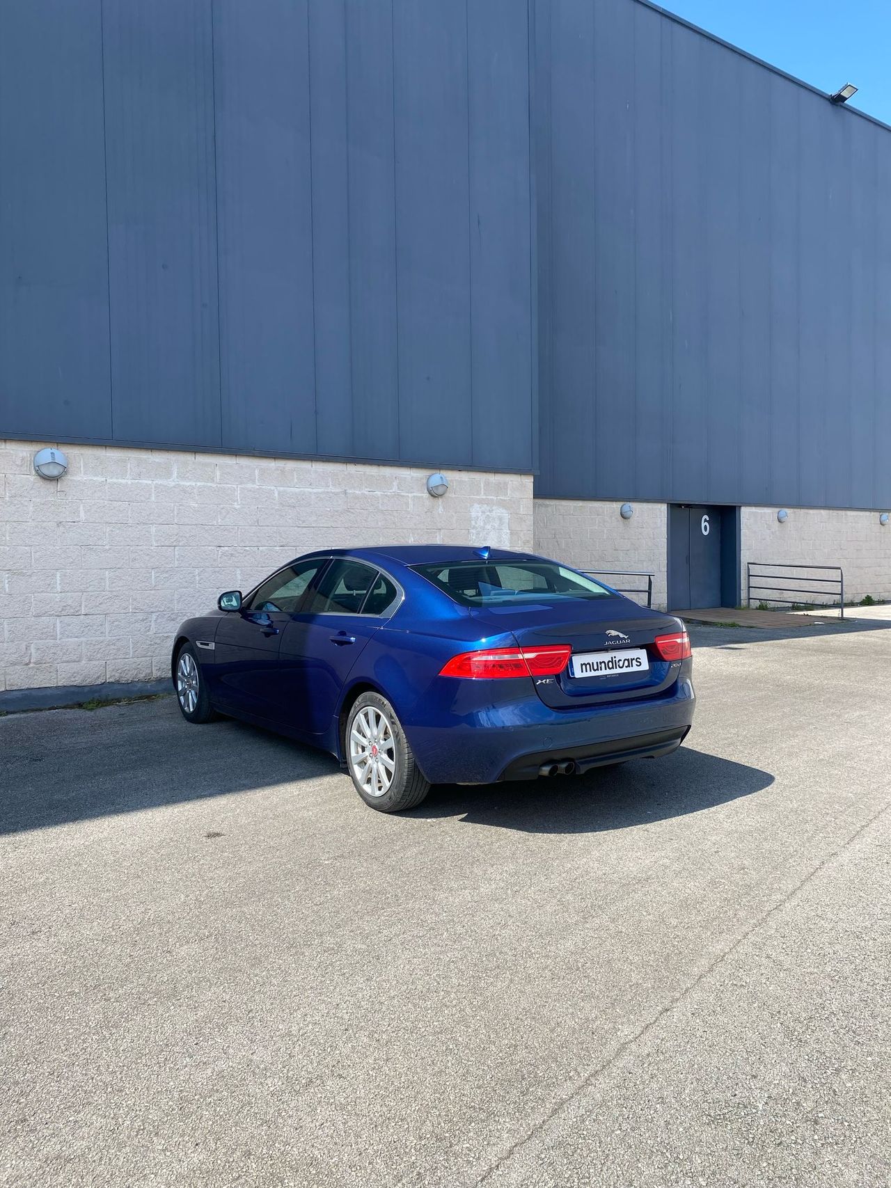 Jaguar XF 2.0D 180PS Portfolio - Foto 9