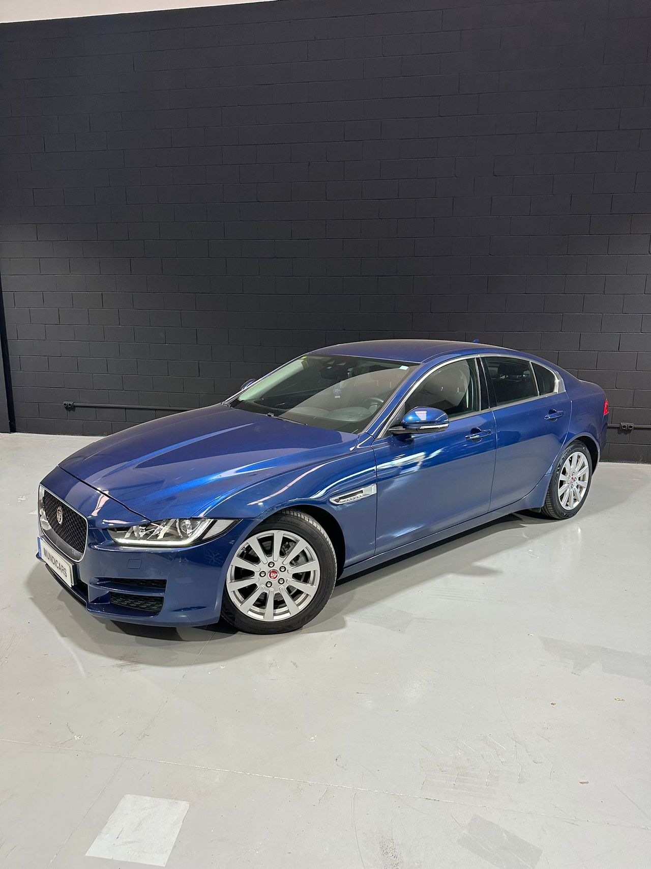 Jaguar XE 2.0 AJ200D Diesel RWD 180cv XE-Pure - Foto 8