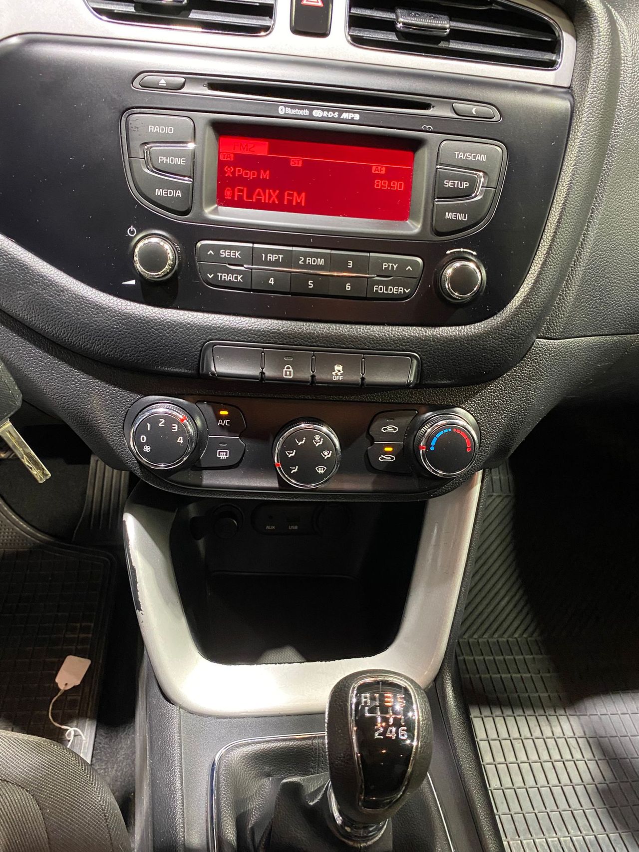 Kia Ceed 1.6 CRDi VGT 110CV Concept - Foto 15