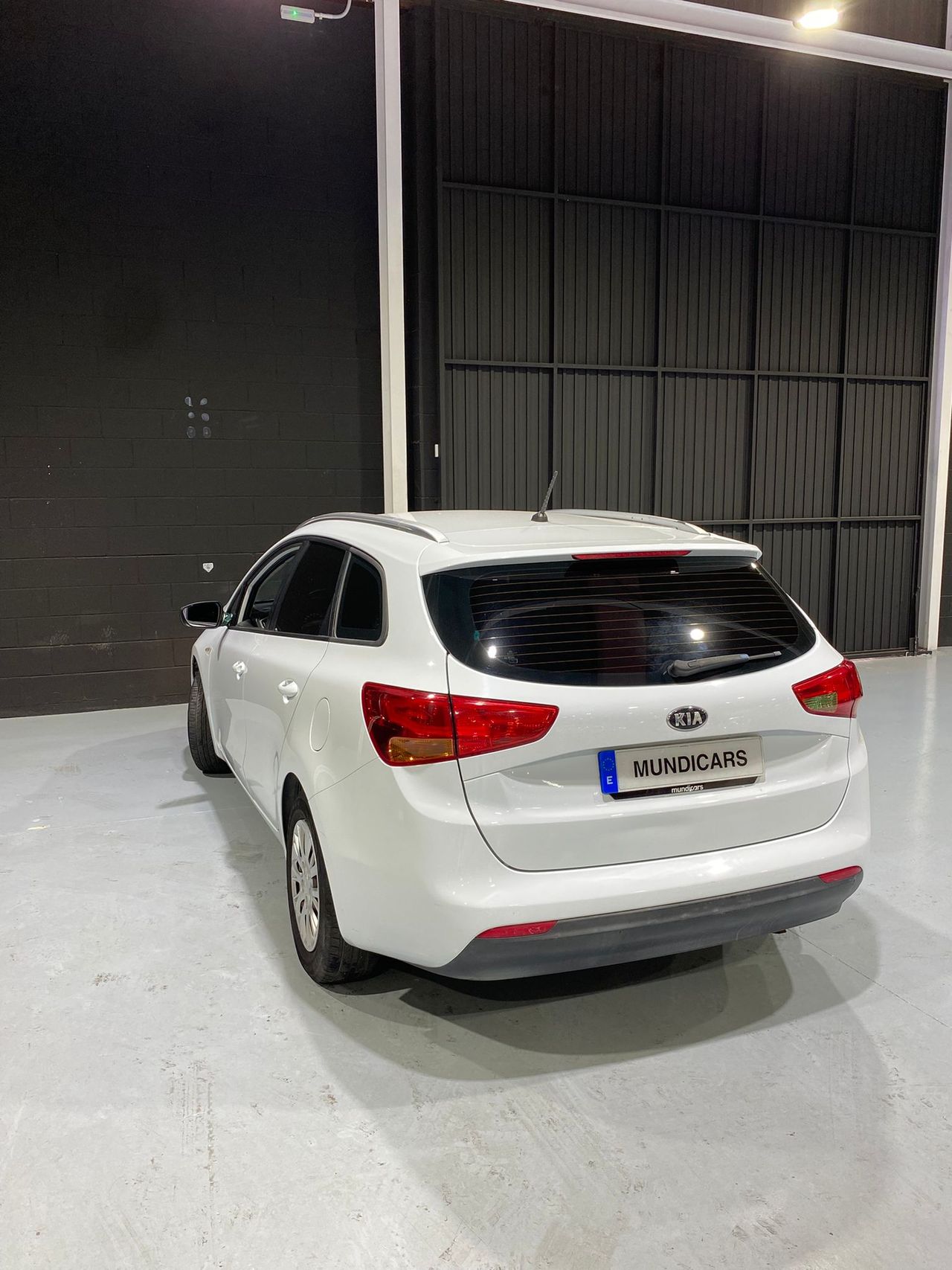 Kia Ceed 1.6 CRDi VGT 110CV Concept - Foto 12