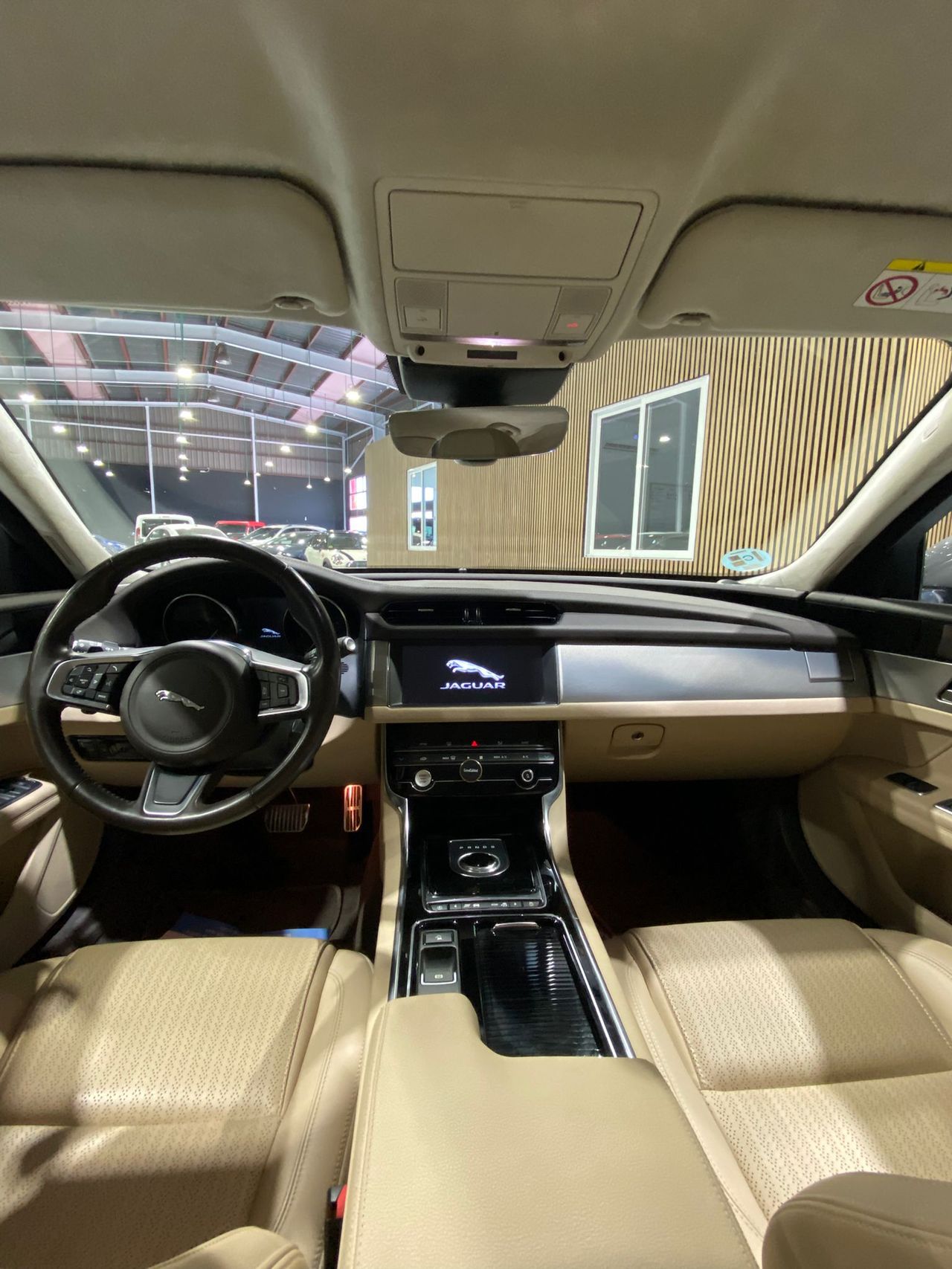 Jaguar XF 2.0D I4 132kW (180CV) Prestige Auto - Foto 9