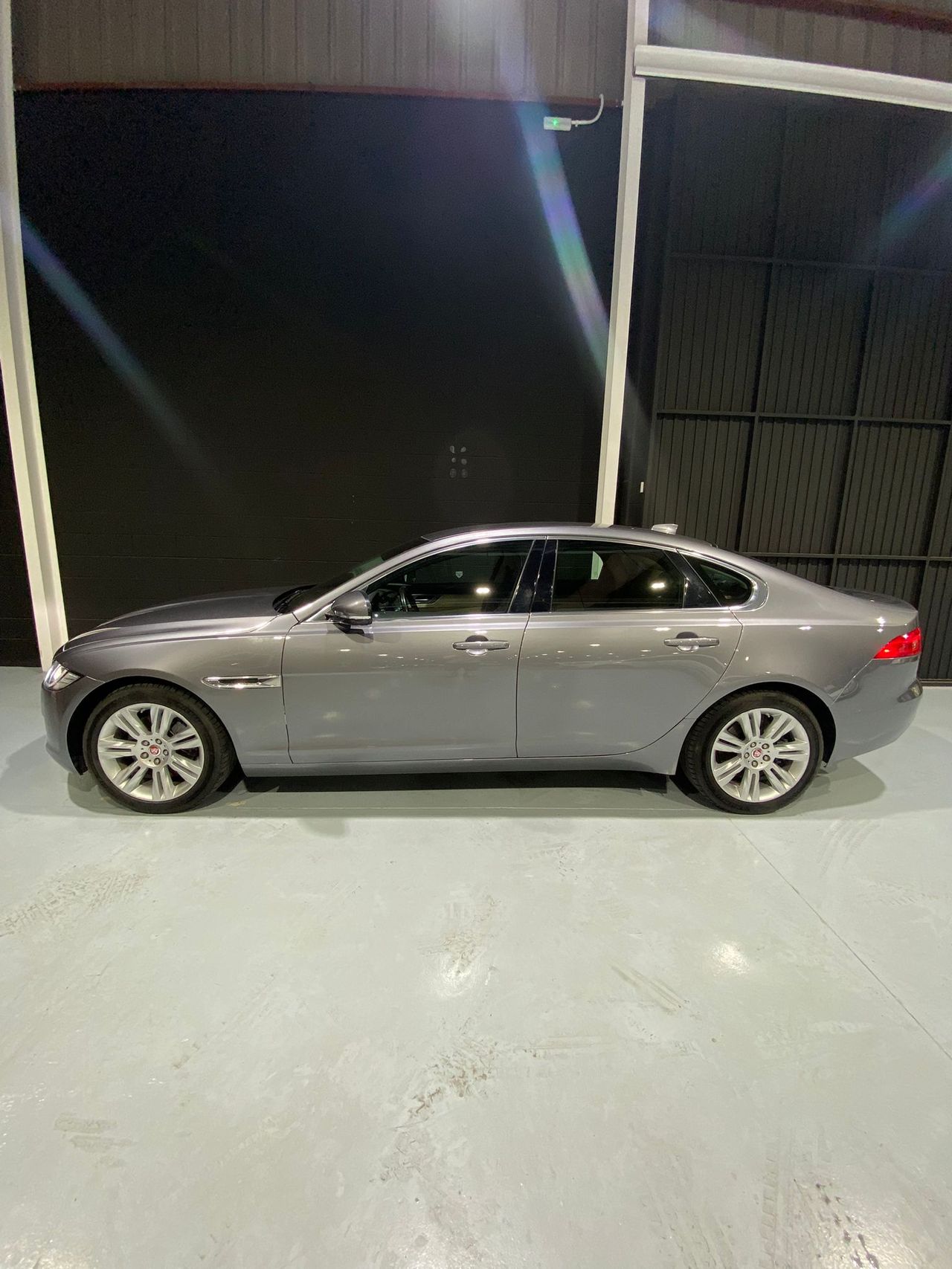 Jaguar XF 2.0D I4 132kW (180CV) Prestige Auto - Foto 7