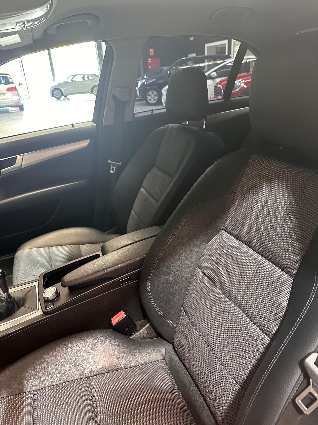 Mercedes Clase C C 220 CDI BE Avantgarde Blue Effic. Ed. - Foto 17