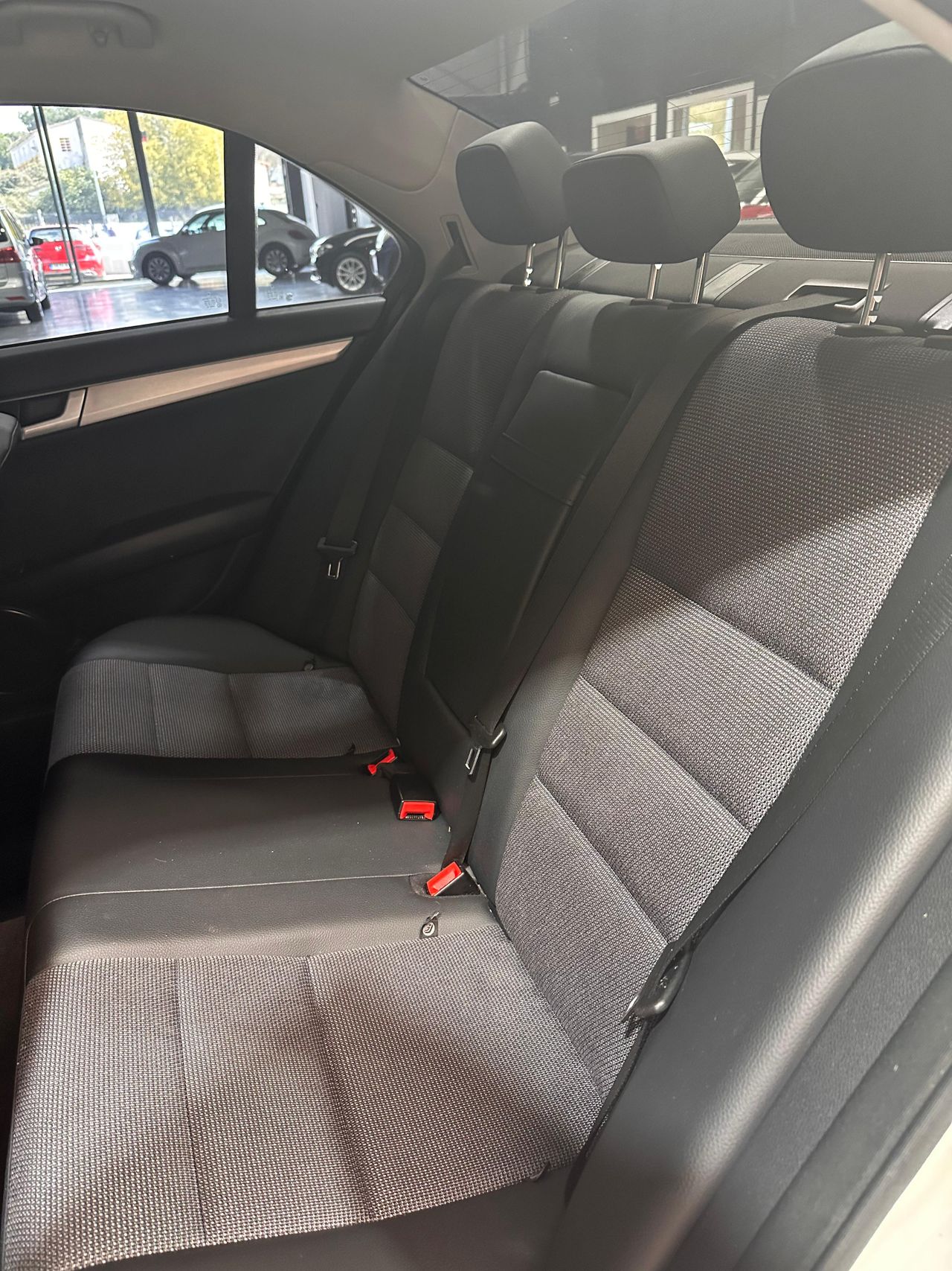 Mercedes Clase C C 220 CDI BE Avantgarde Blue Effic. Ed. - Foto 16
