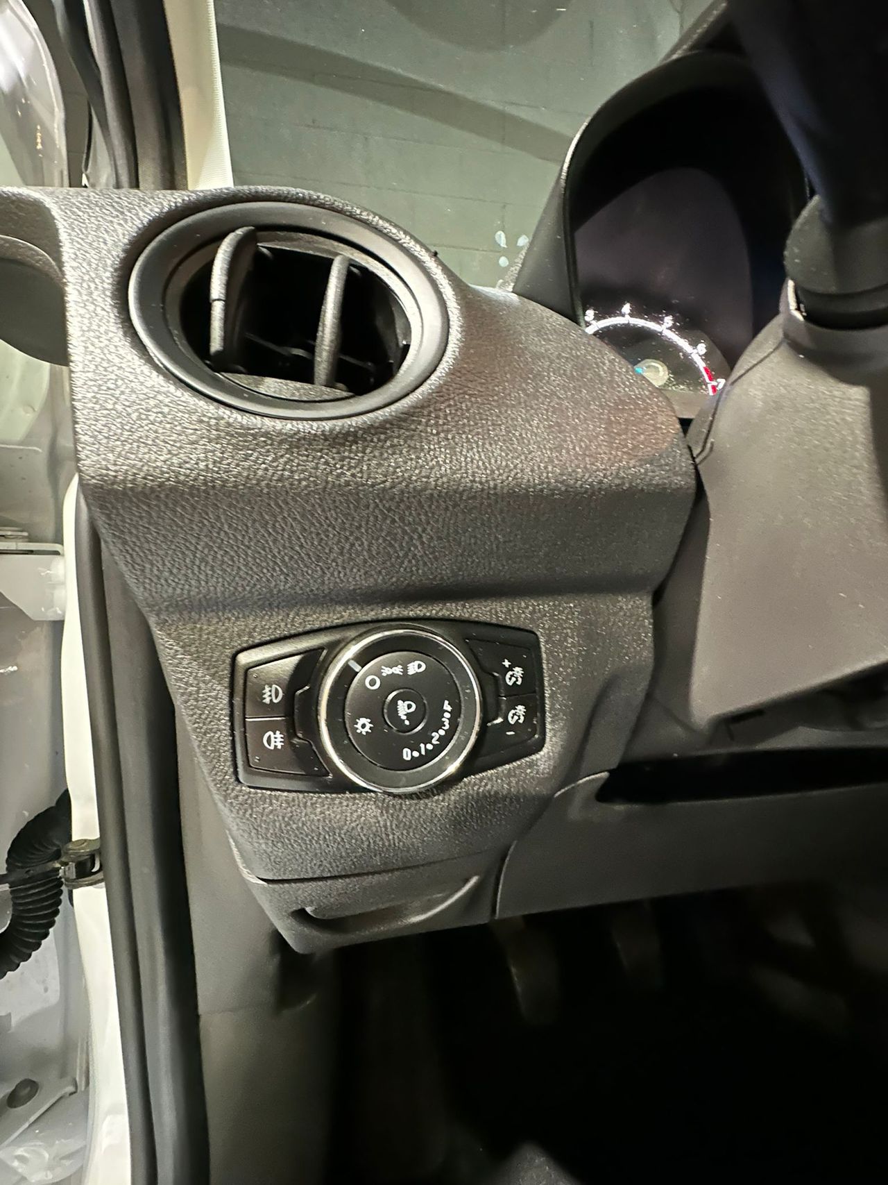 Ford Tourneo Courier 1.0 EcoBoost 74kW (100CV) Ambiente - Foto 15