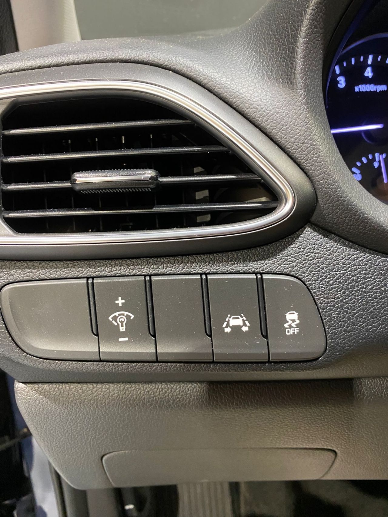 Hyundai i30 1.0 TGDI Tecno Fastback - Foto 32