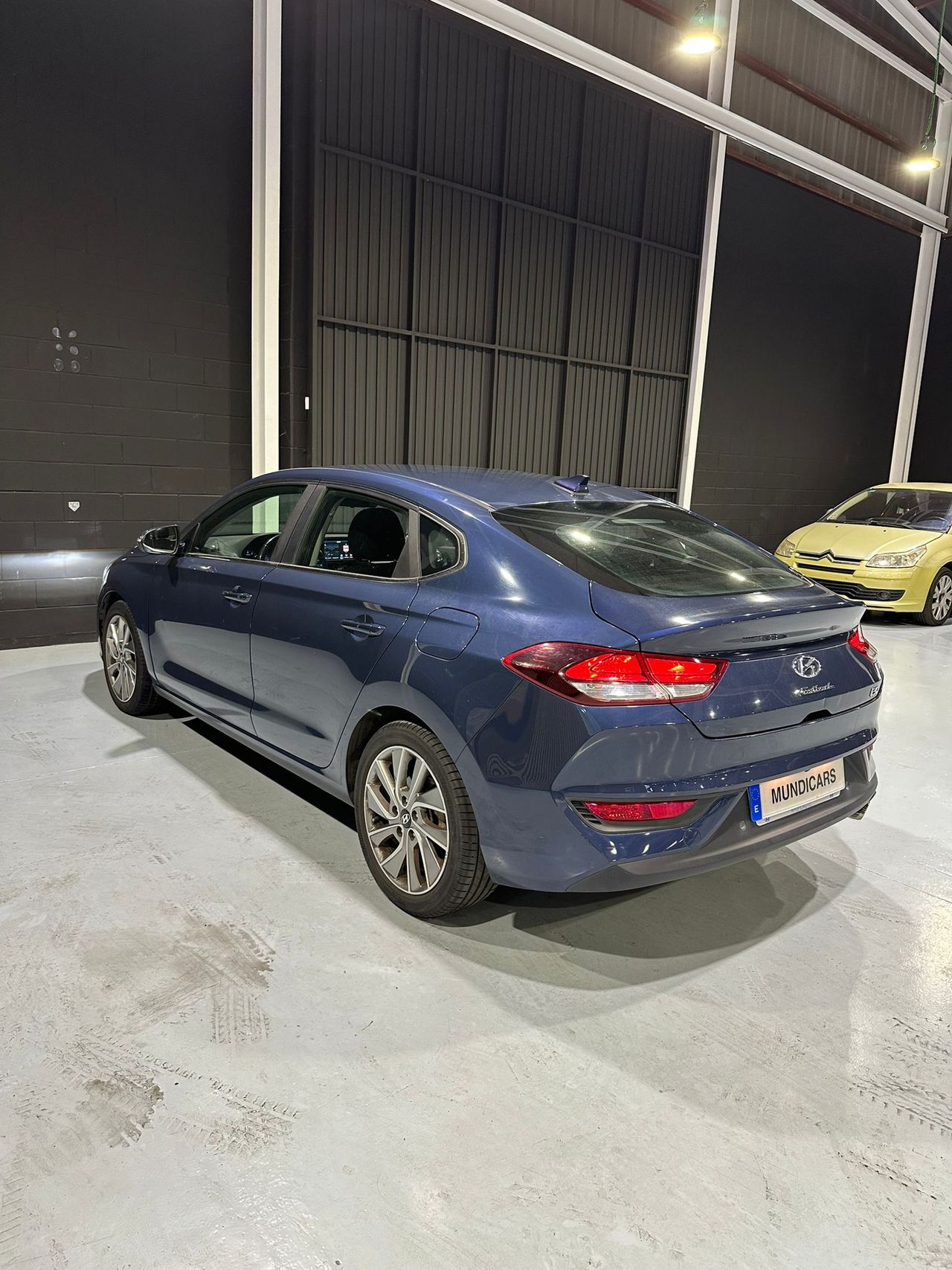 Hyundai i30 1.0 TGDI Tecno Fastback - Foto 9