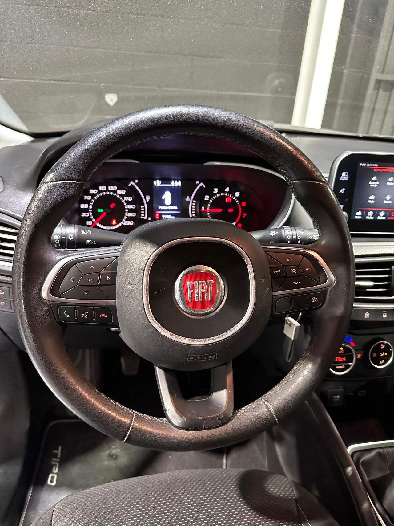 Fiat Tipo 1.4 T-Jet 16v 88kW (120CV) Lounge Plus - Foto 12