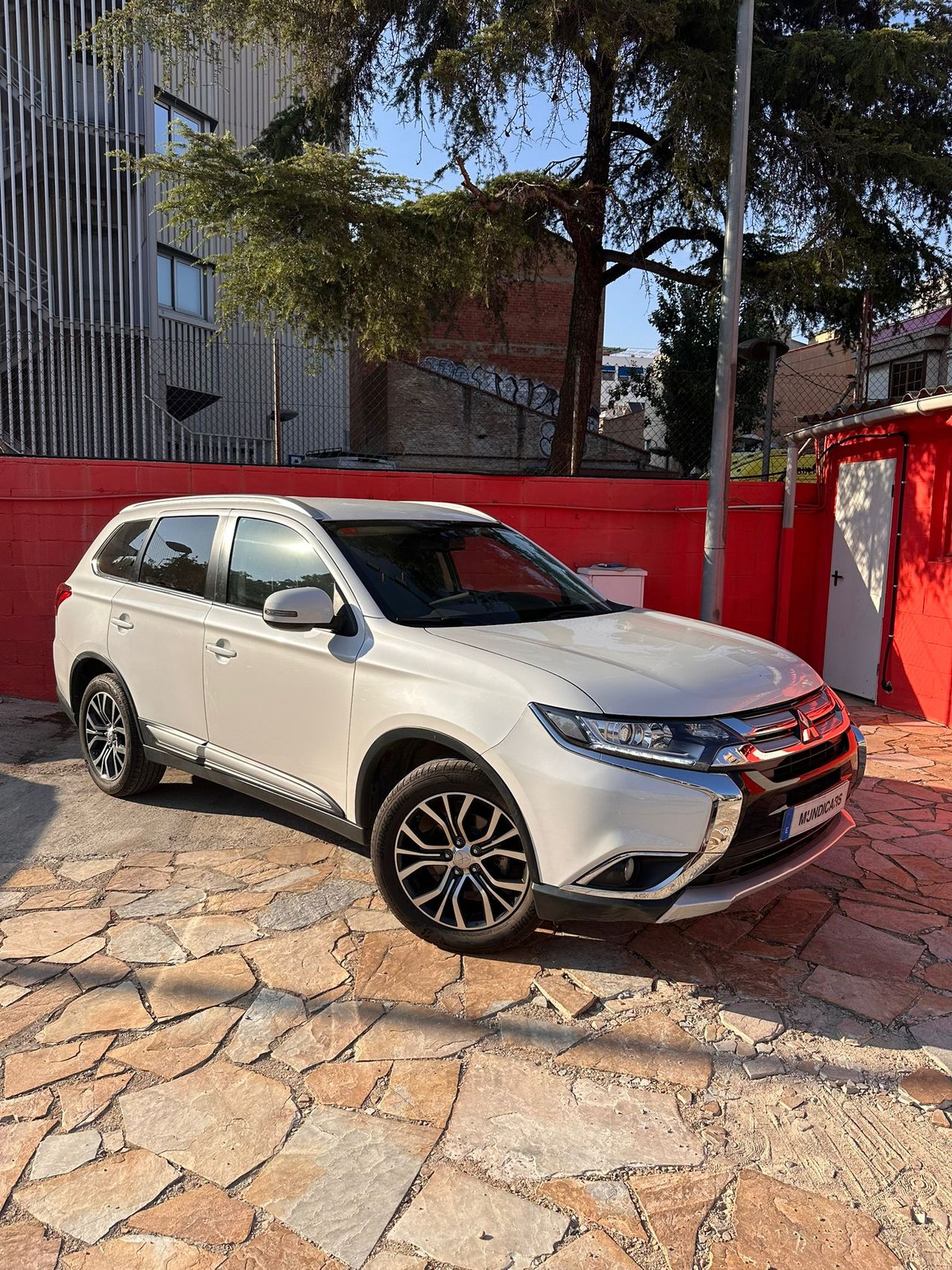 Mitsubishi Outlander 200 MPI Motion CVT 2WD 5 Plazas - Foto 6